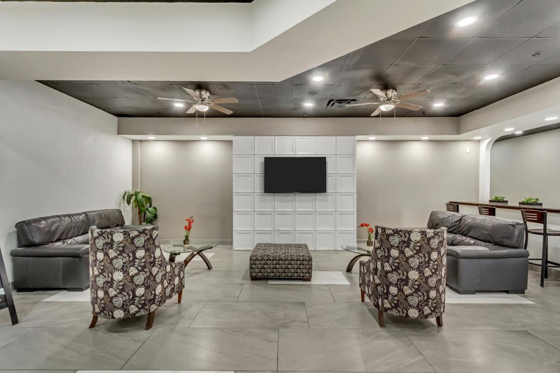 Suburban Studios Salt Lake City Airport photo 8