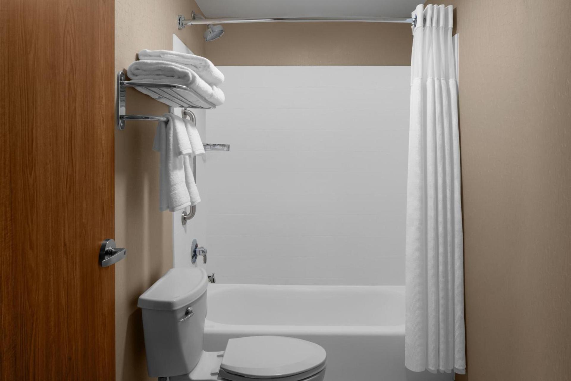 SpringHill Suites Pittsburgh Southside Works photo 11