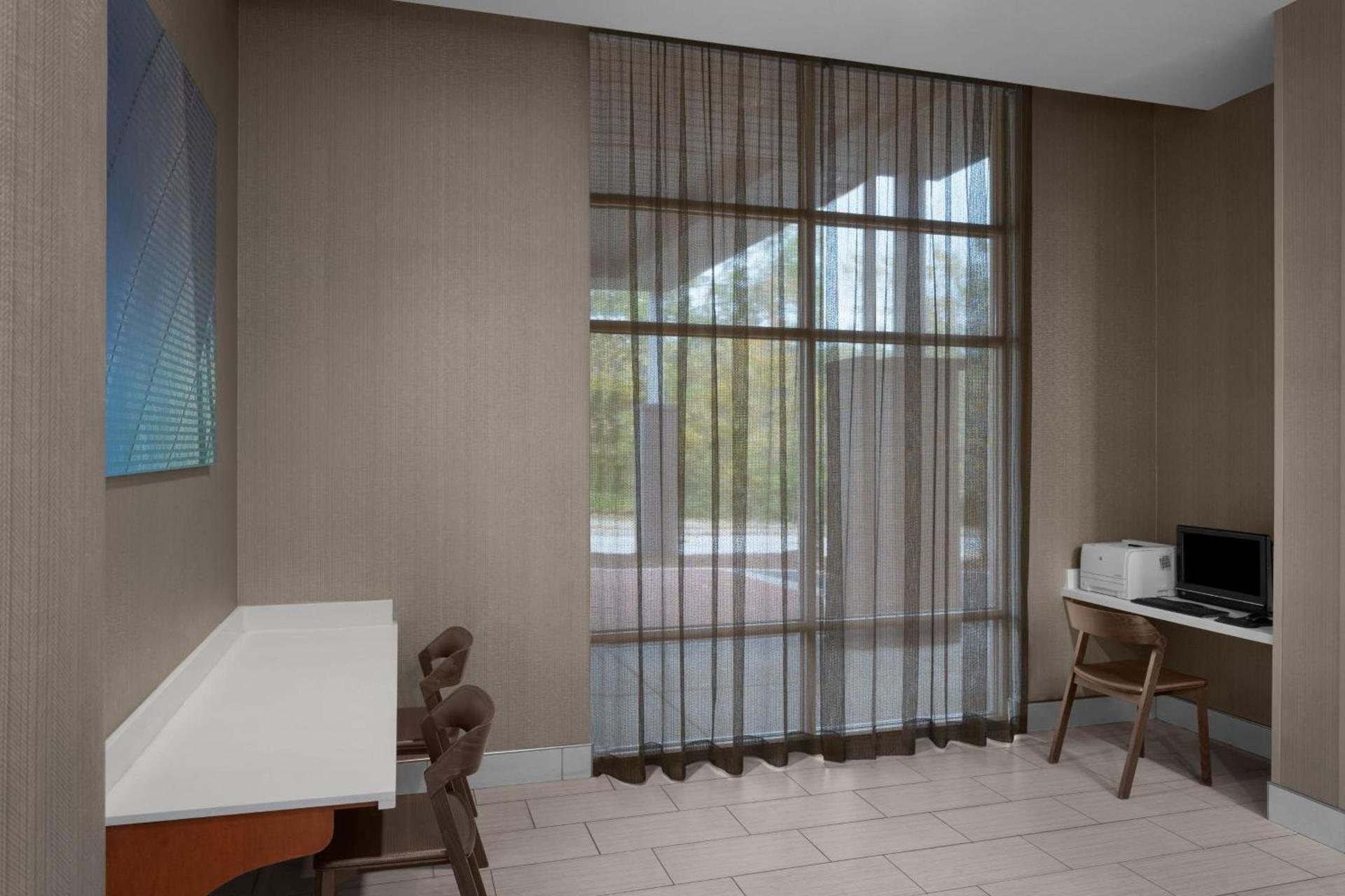 SpringHill Suites Pittsburgh Southside Works photo 17