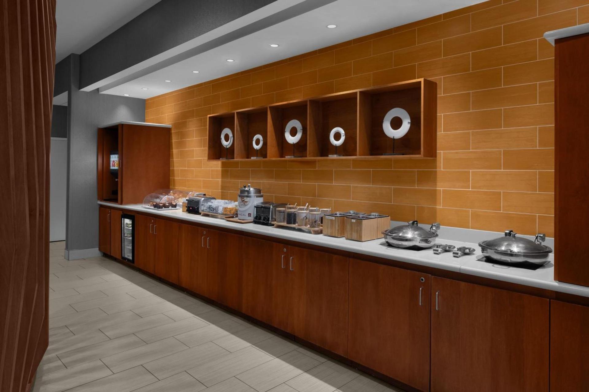 SpringHill Suites Pittsburgh Southside Works photo 20