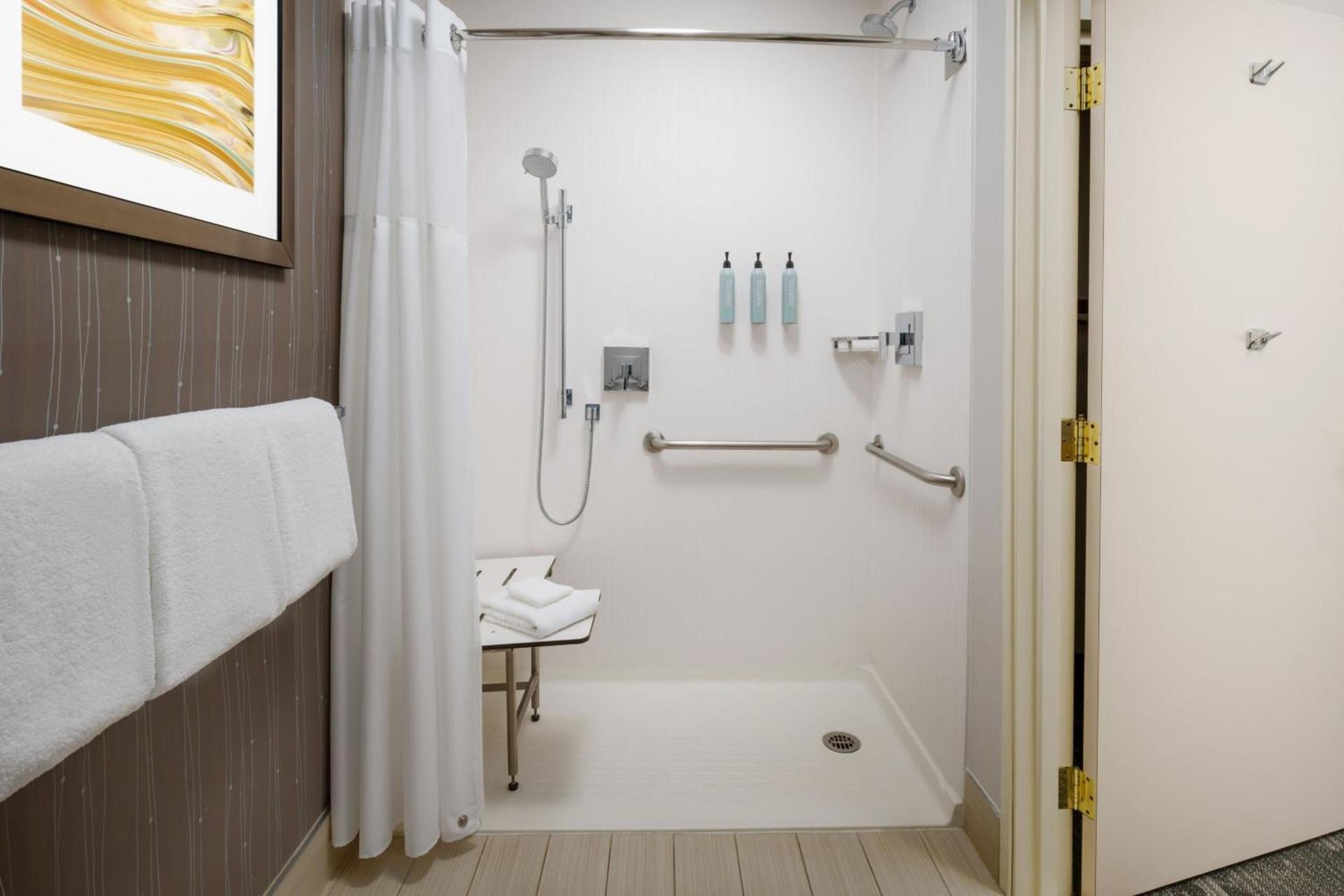 Courtyard by Marriott Palmdale photo 23
