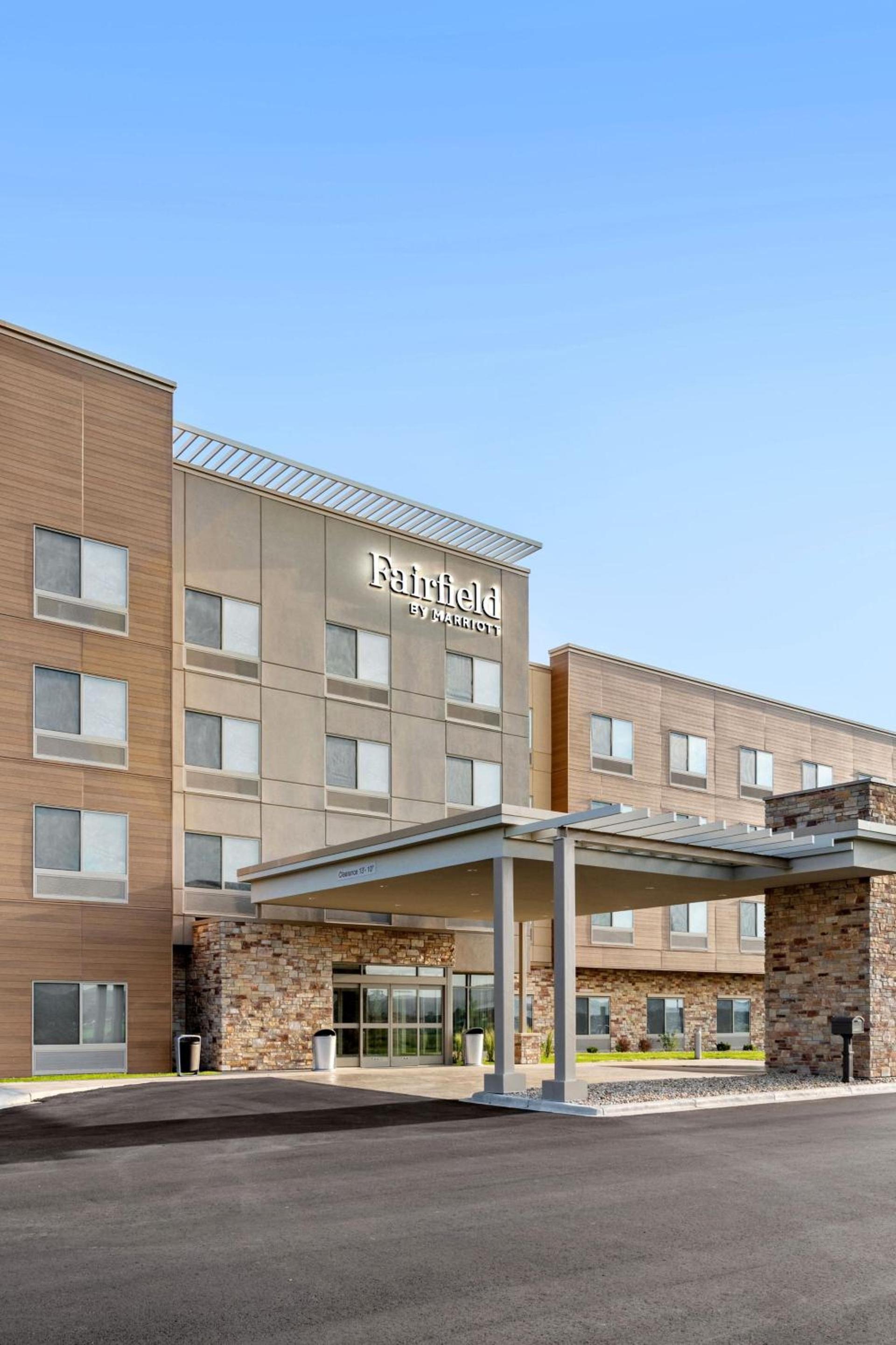 Fairfield by Marriott Inn & Suites Baraboo photo 5