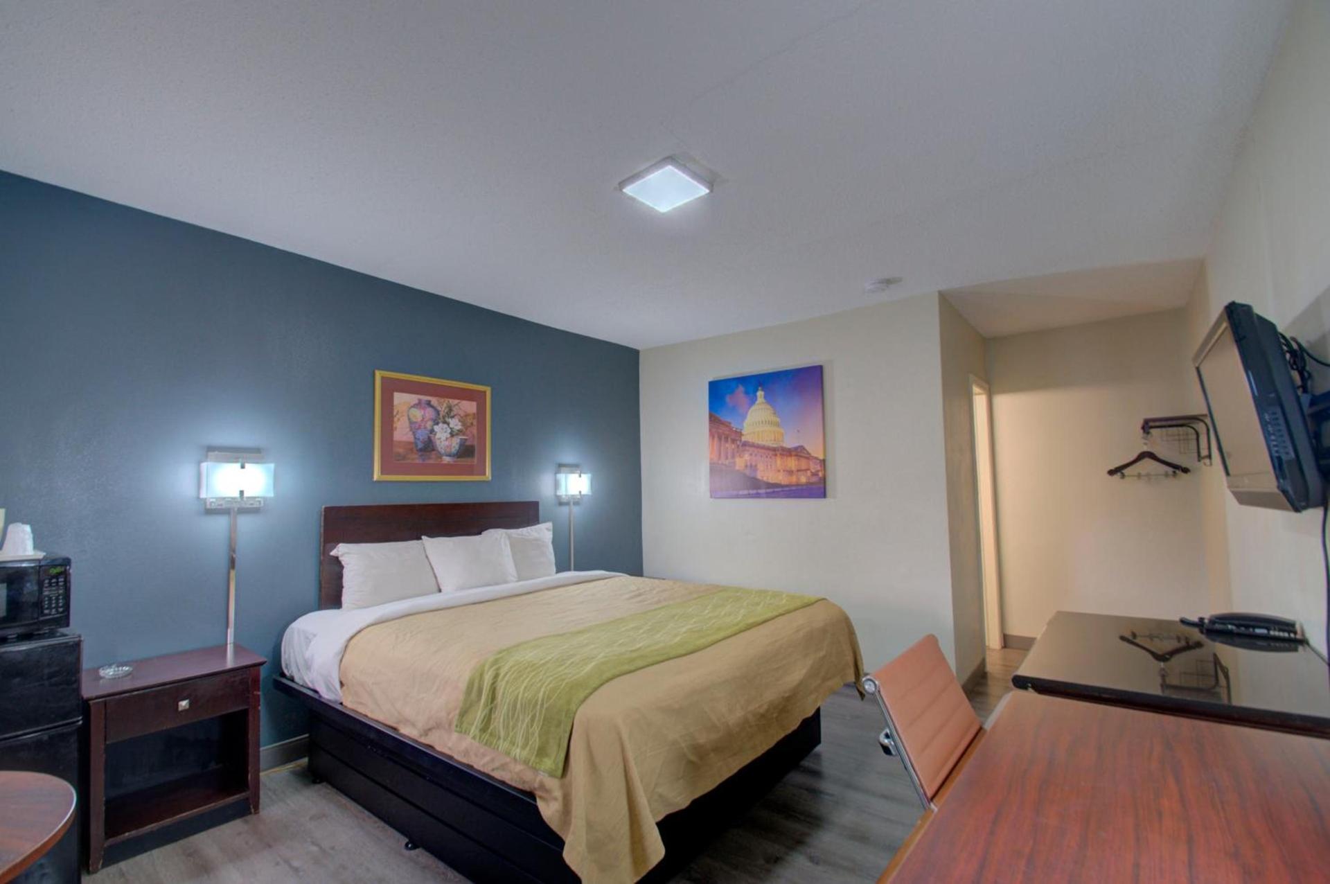 Budget Inn Falls Church photo 6