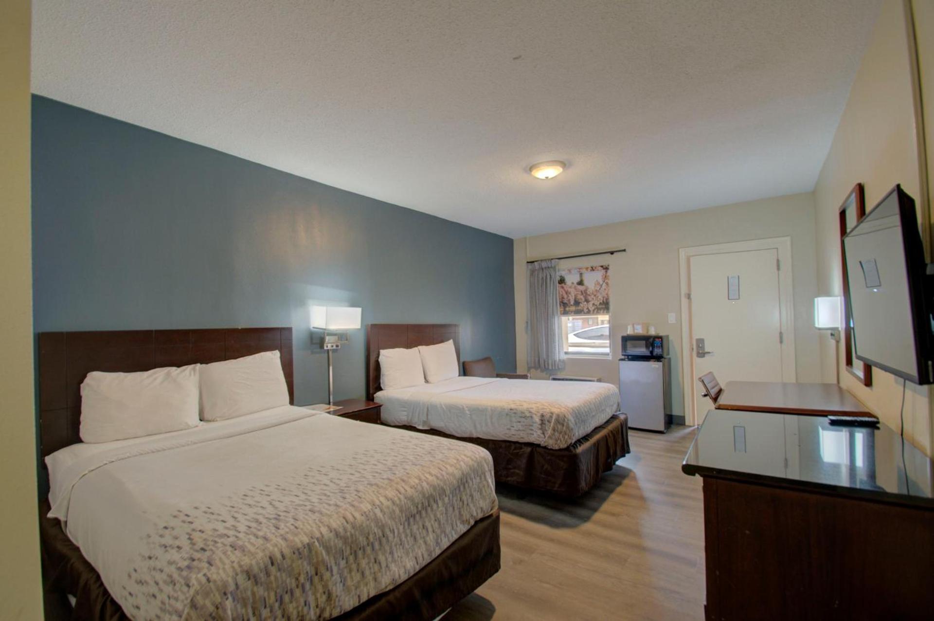 Budget Inn Falls Church photo 8