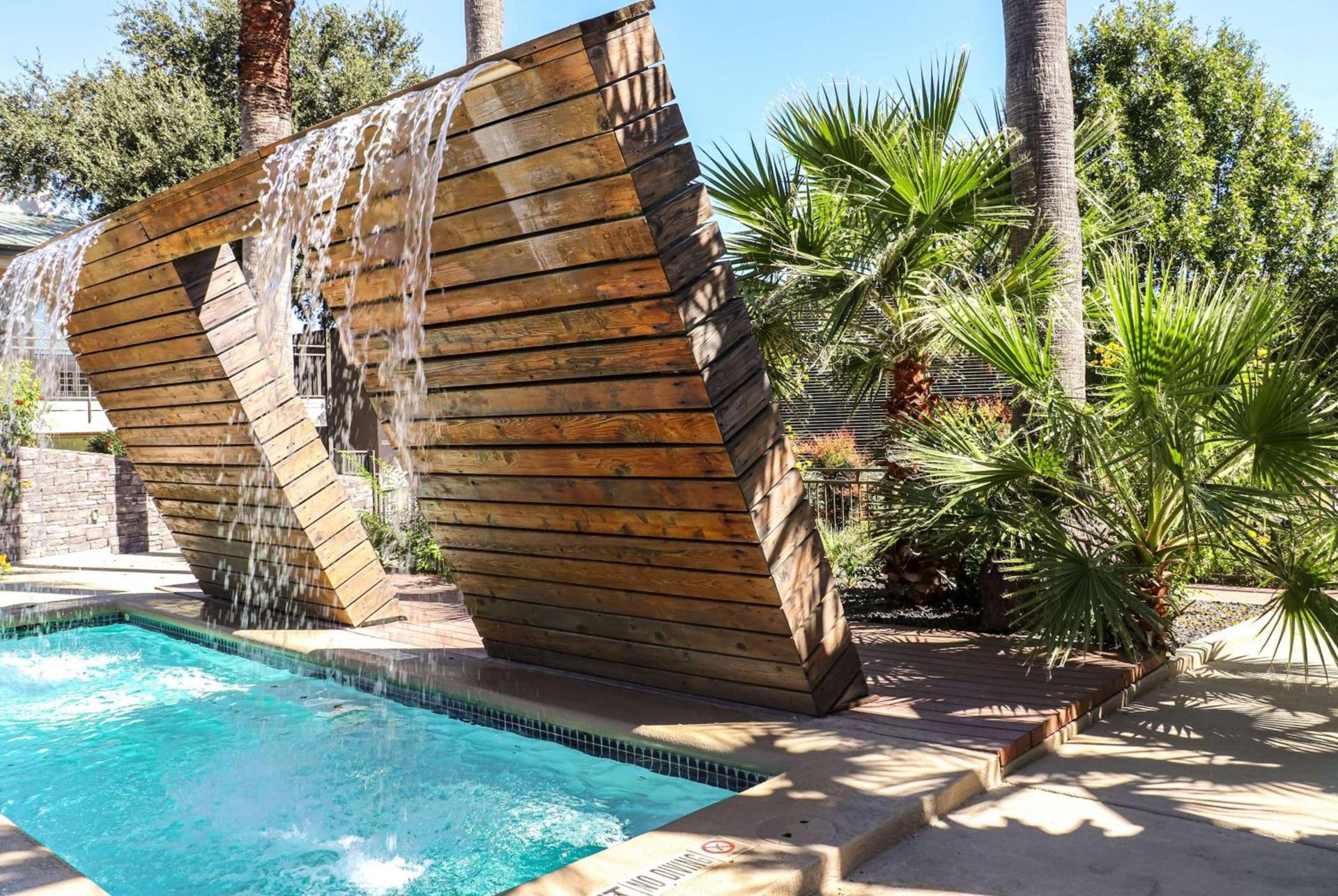 Ramada by Wyndham Del Rio photo 5
