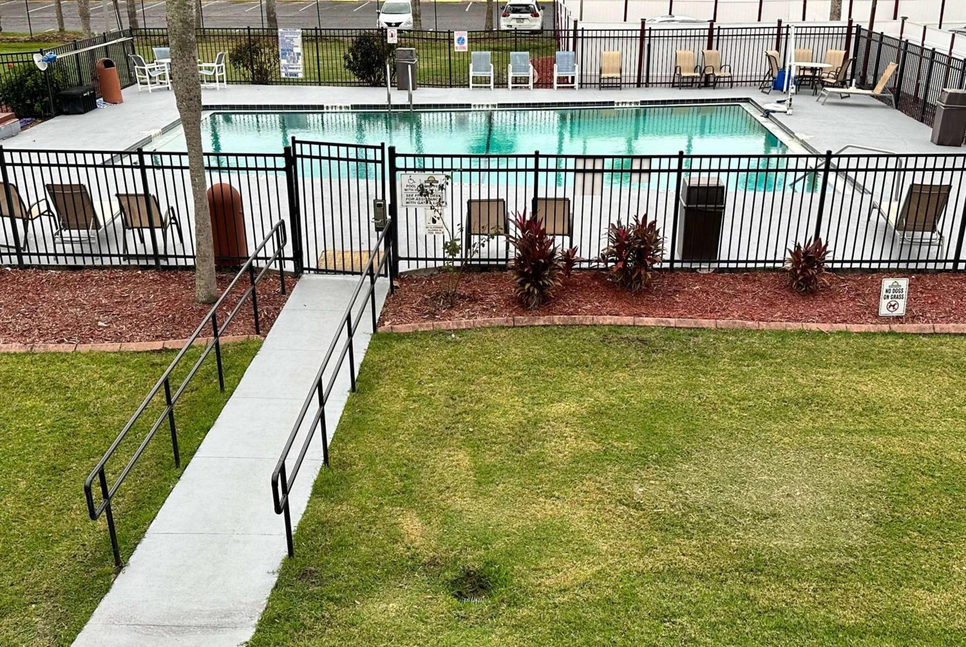 Days Inn by Wyndham St Augustine I-95-Outlet Mall photo 17