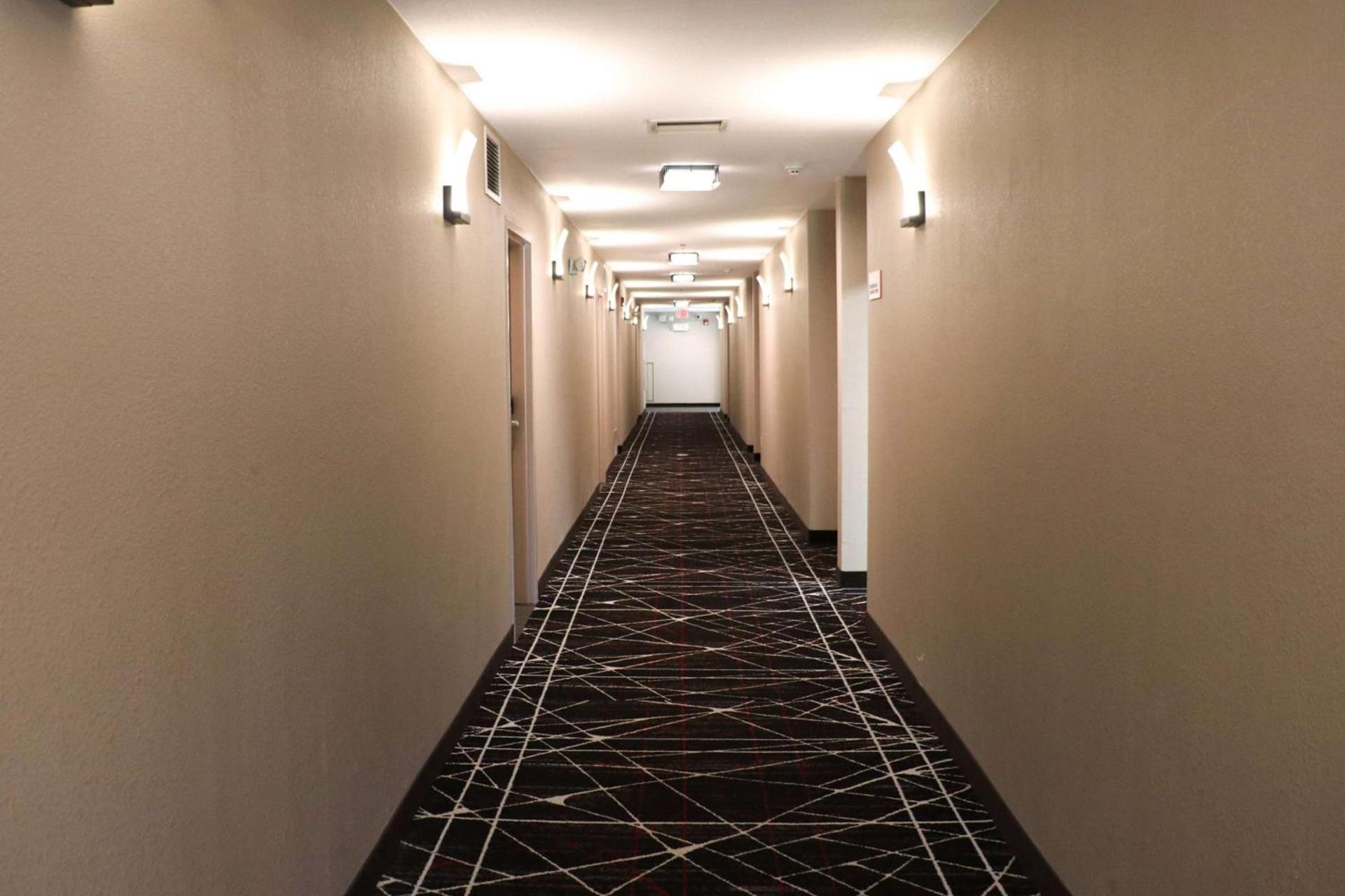 Ramada by Wyndham Del Rio photo 26