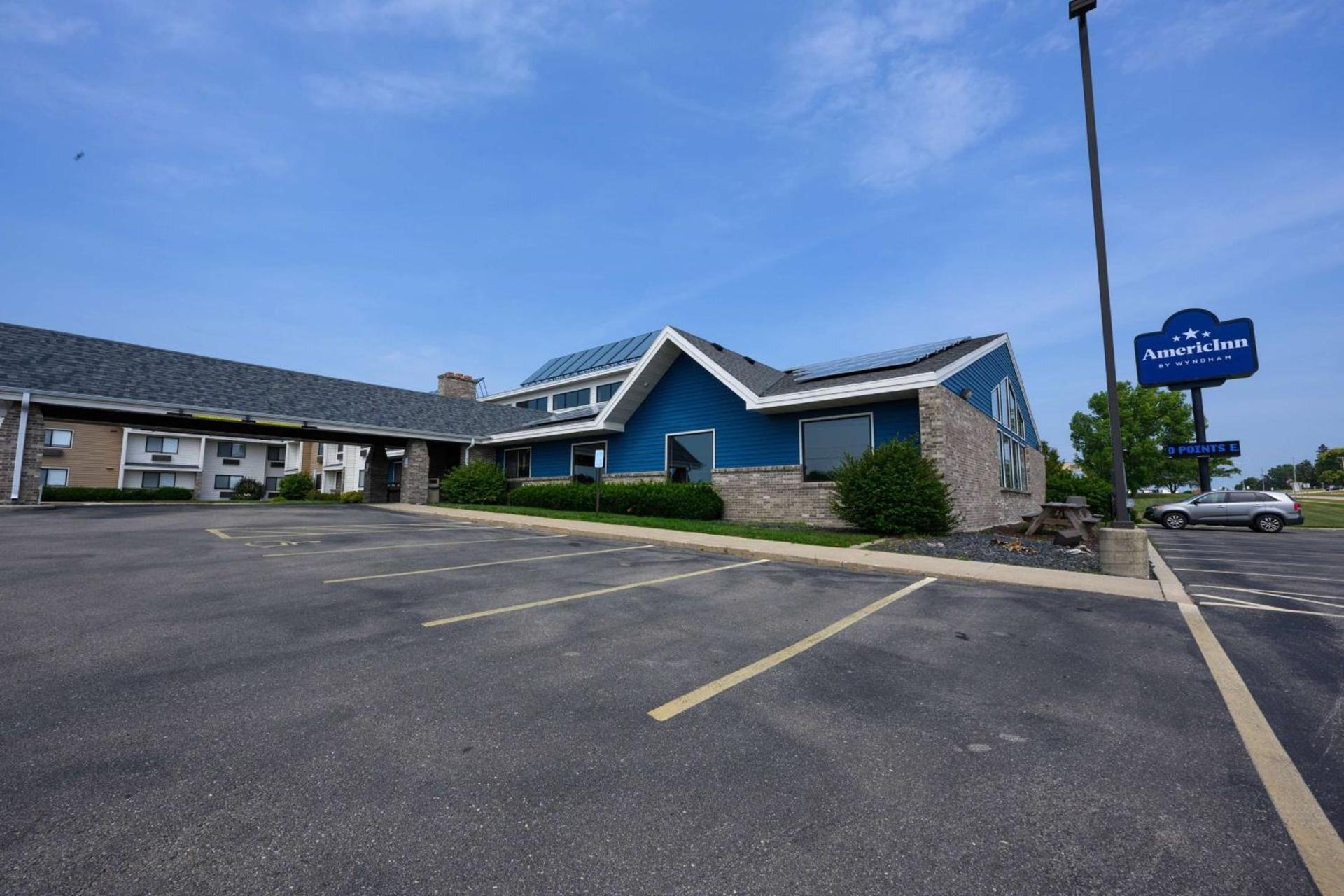 AmericInn by Wyndham Monroe photo 5