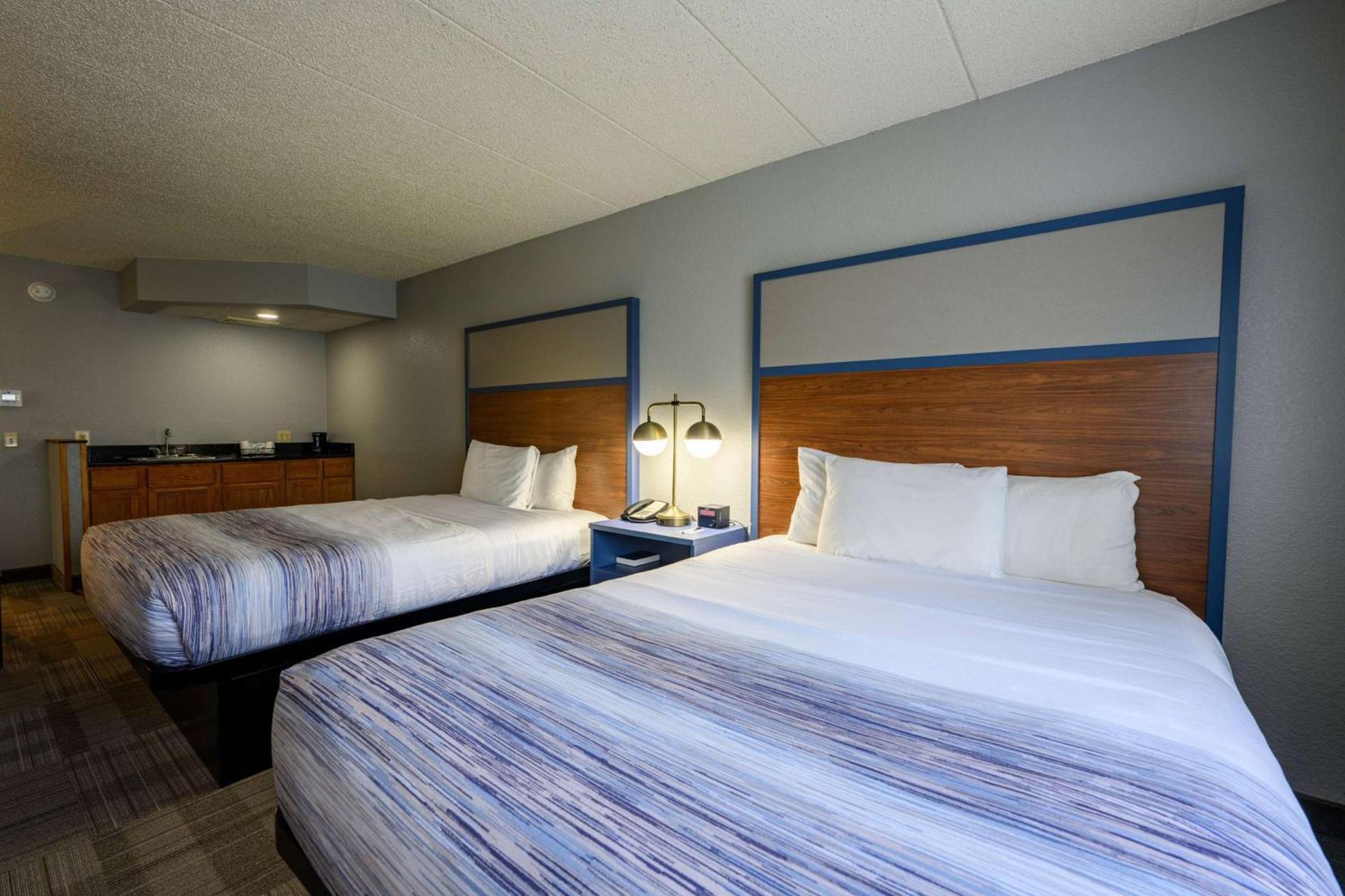 AmericInn by Wyndham Monroe photo 45