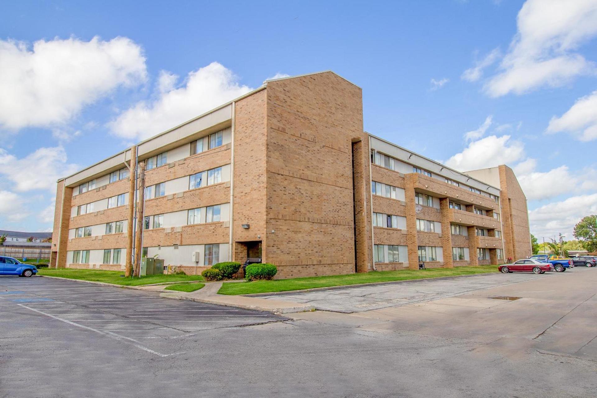 Tulsa Square Hotel Central, I-44 By OYO photo 23