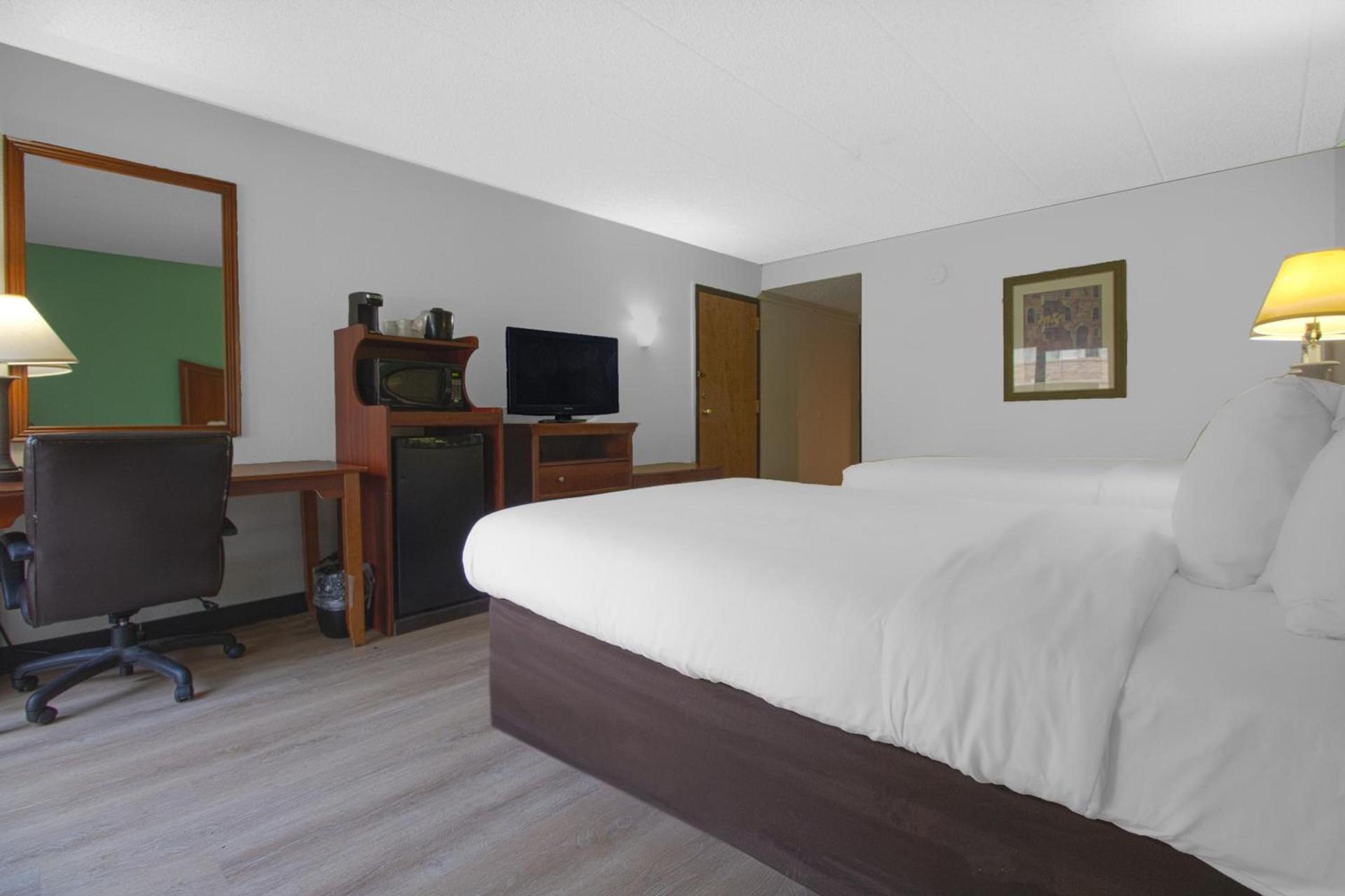 Tulsa Square Hotel Central, I-44 By OYO photo 61