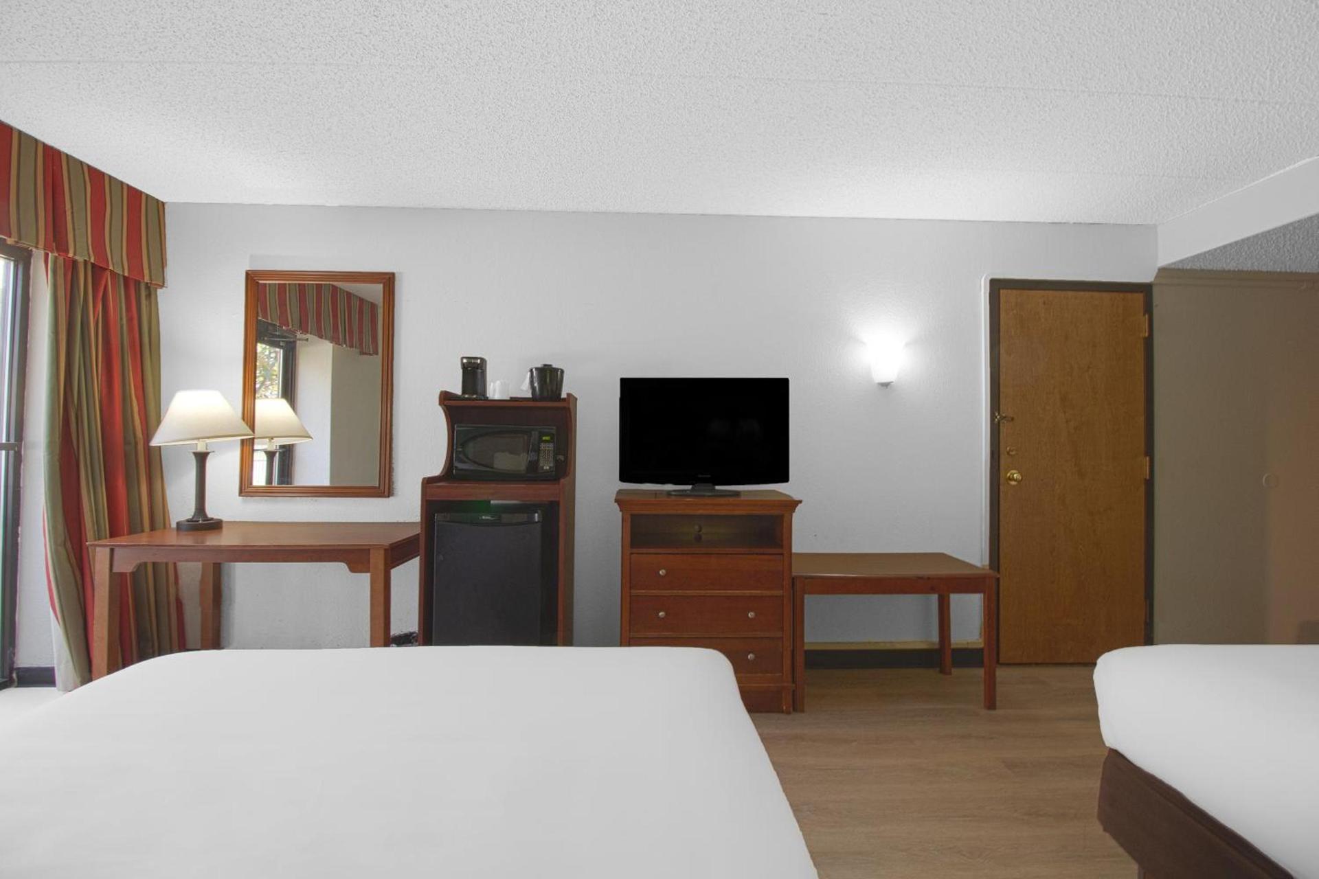Tulsa Square Hotel Central, I-44 By OYO photo 60