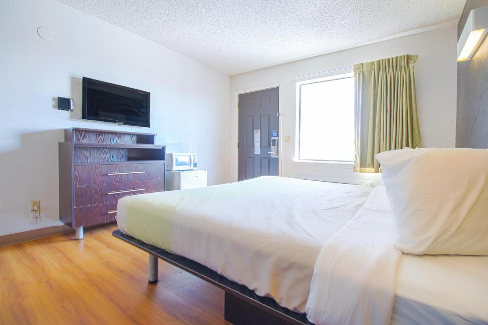 Studio Inn Extended Stay Oklahoma City Airport by OYO photo 53