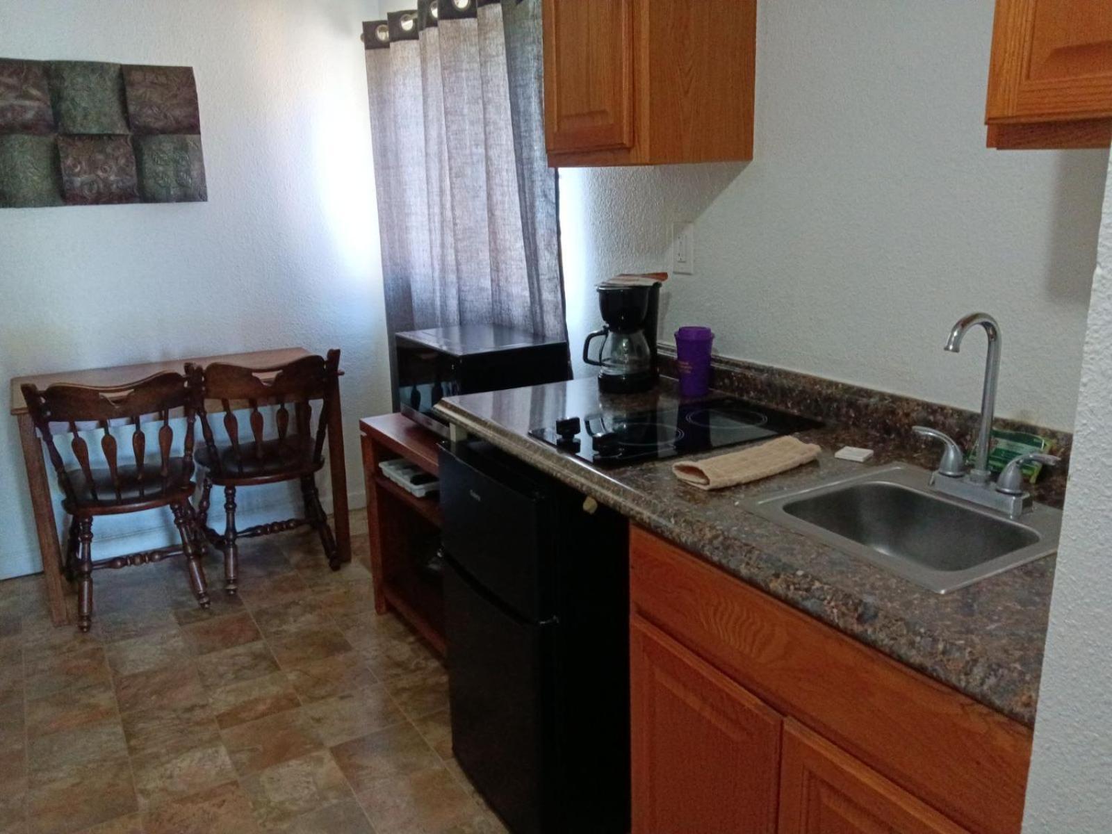 ANS INN & SUITES photo 27