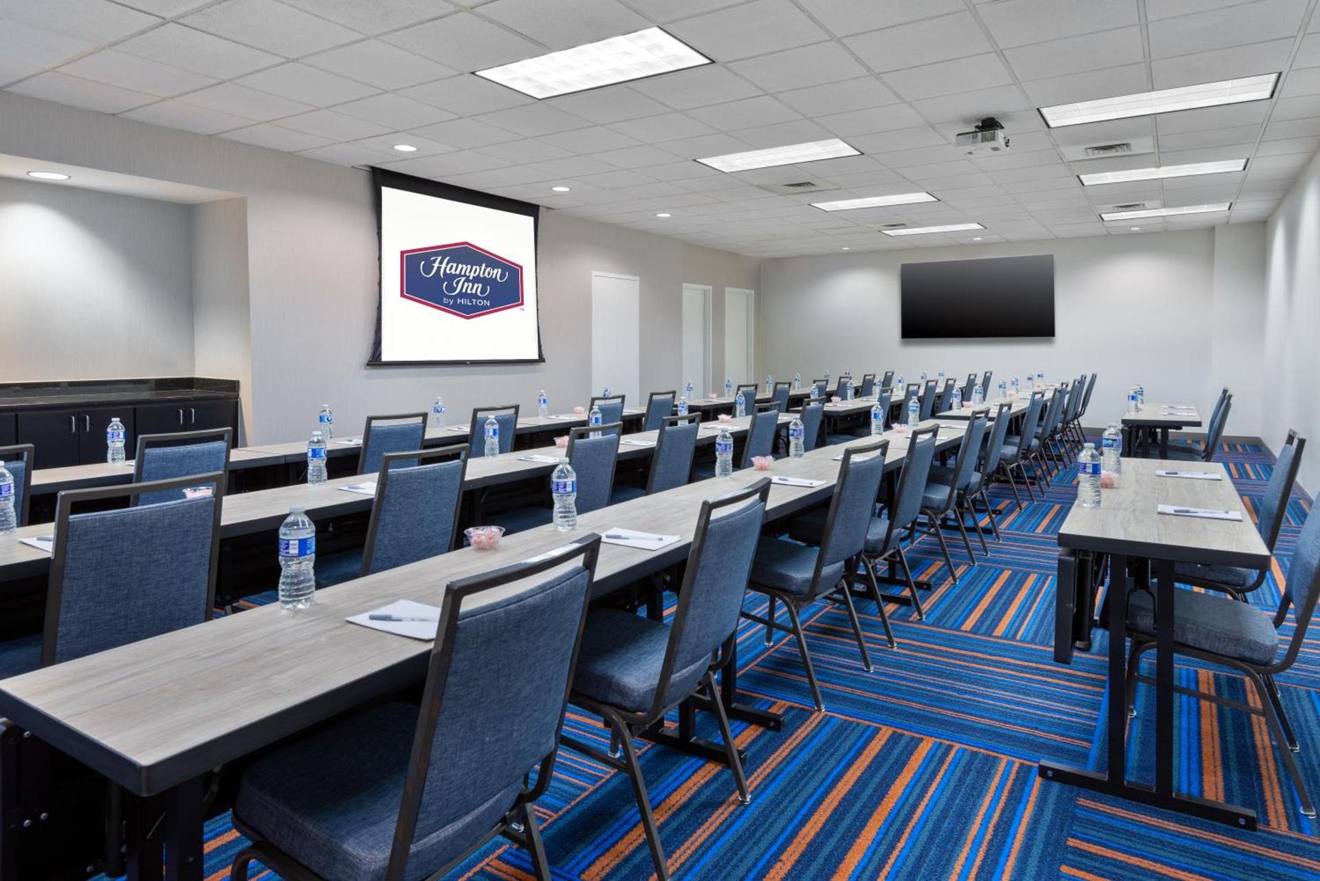Hampton Inn Charlotte Uptown photo 45