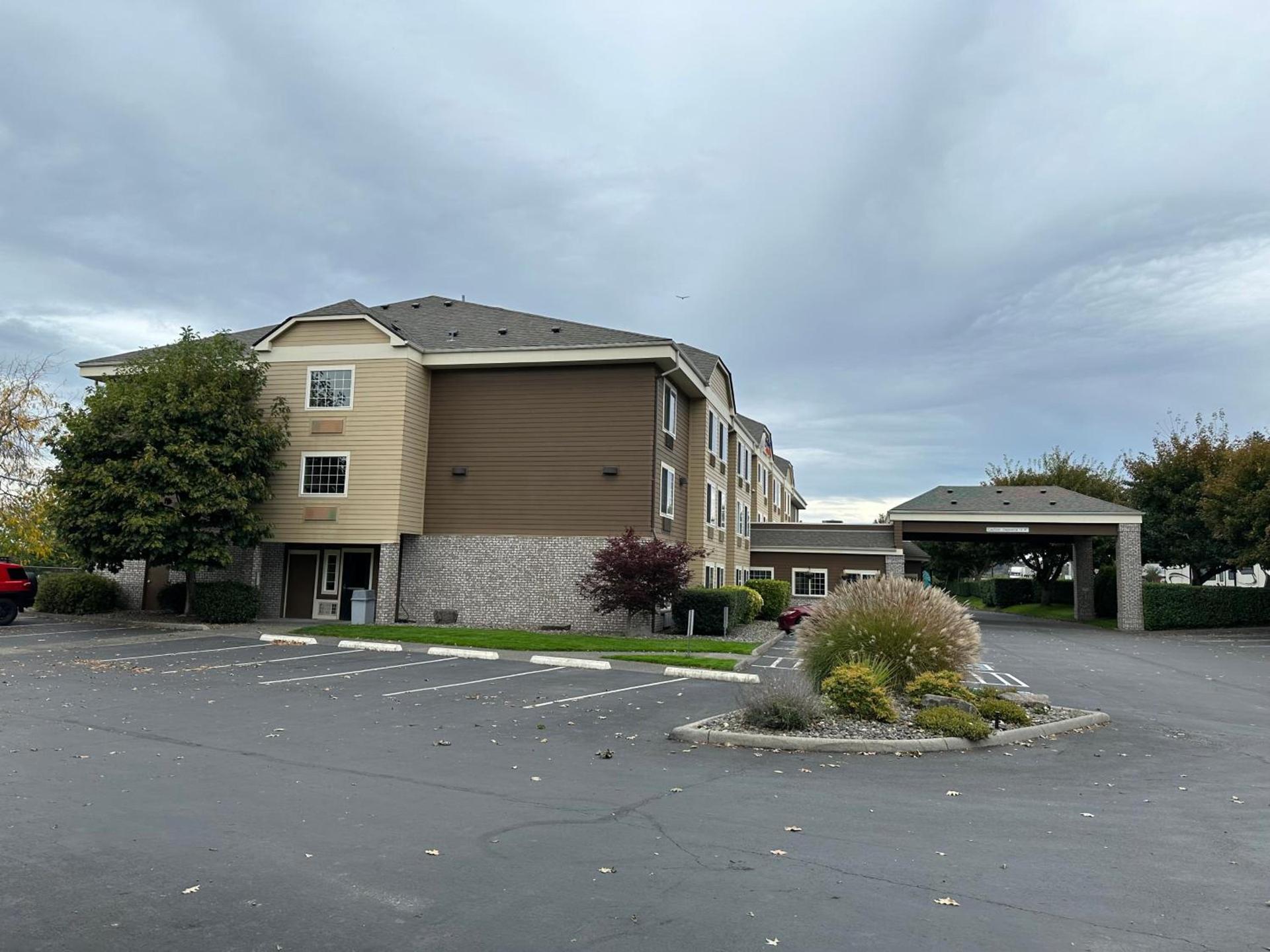 Best Western Columbia River Waterfront Hotel Astoria photo 42