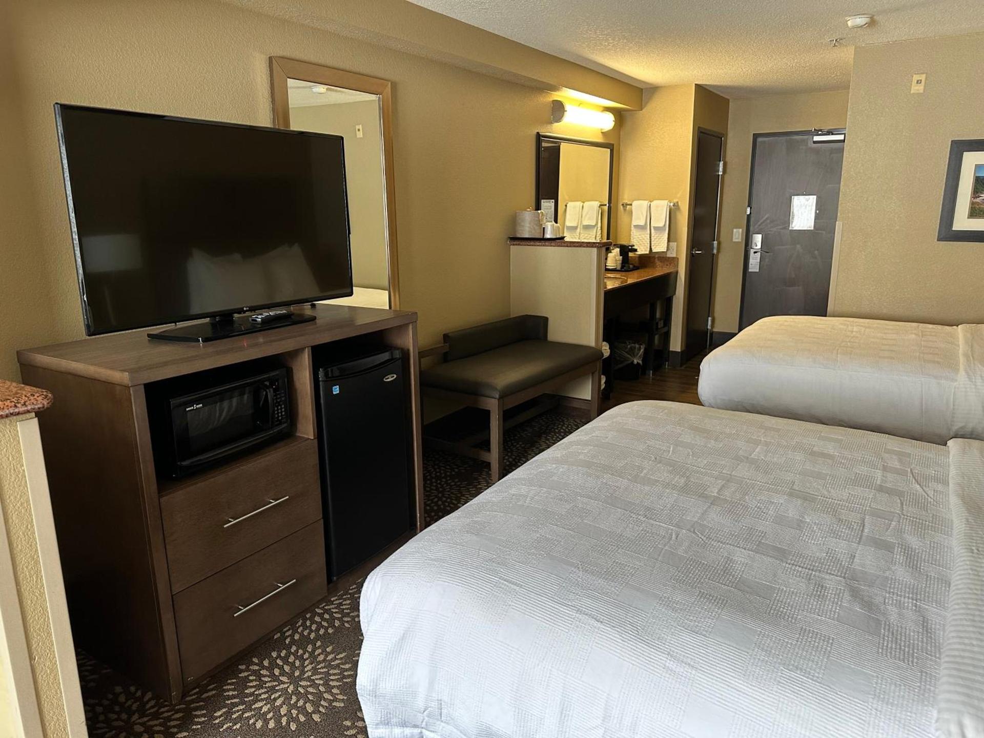 Best Western Columbia River Waterfront Hotel Astoria photo 57