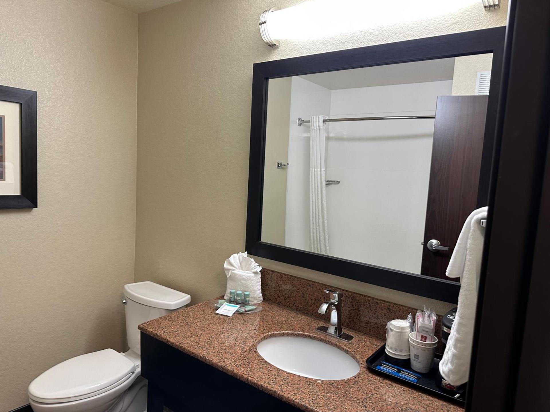 Best Western Columbia River Waterfront Hotel Astoria photo 48