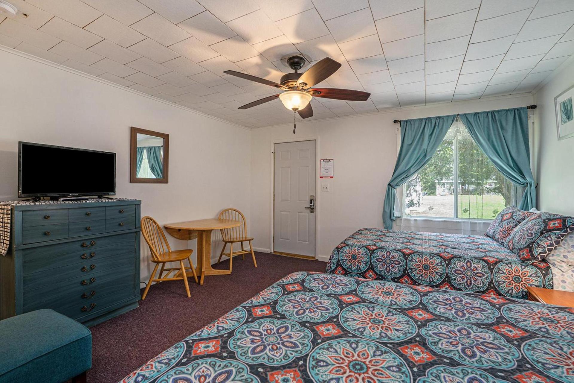 Jensen's RV Park and Motel photo 7