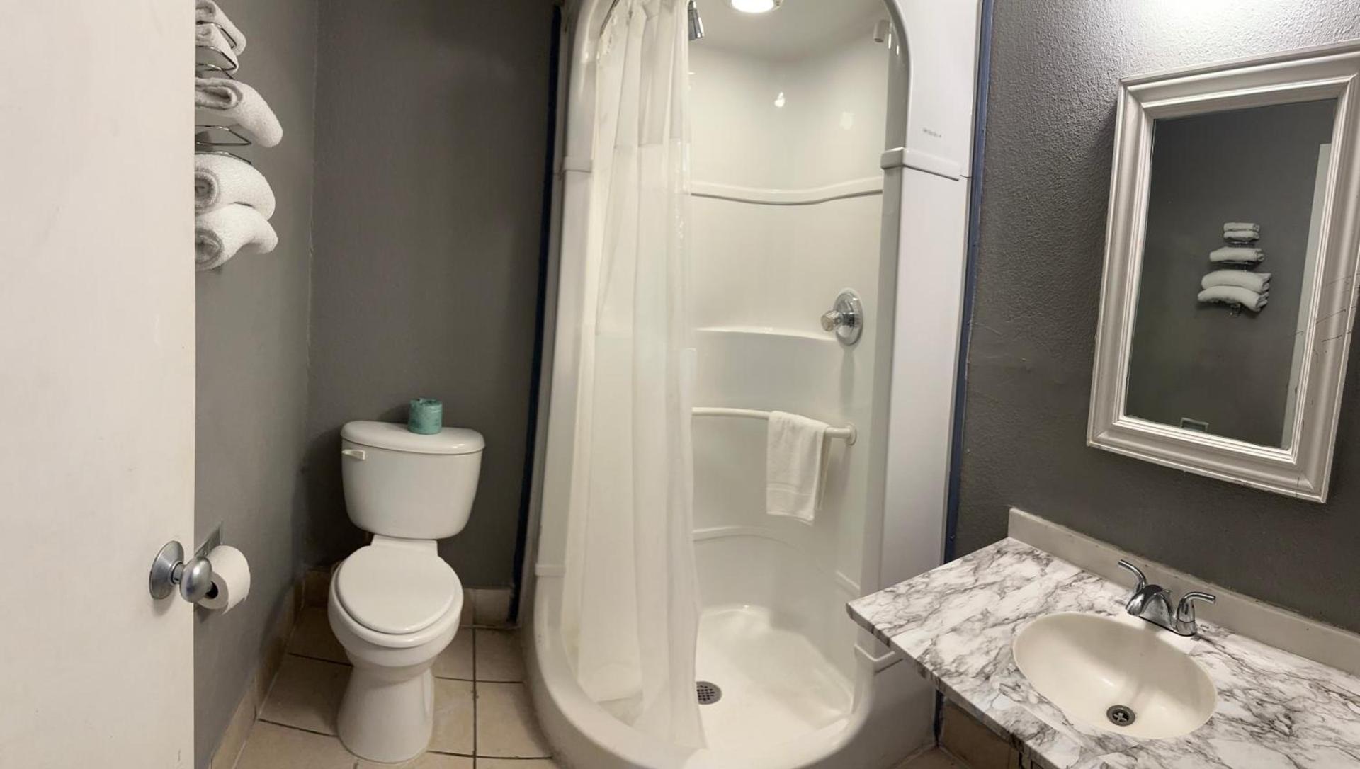 Americas Best Value Inn and Suites Groves photo 15