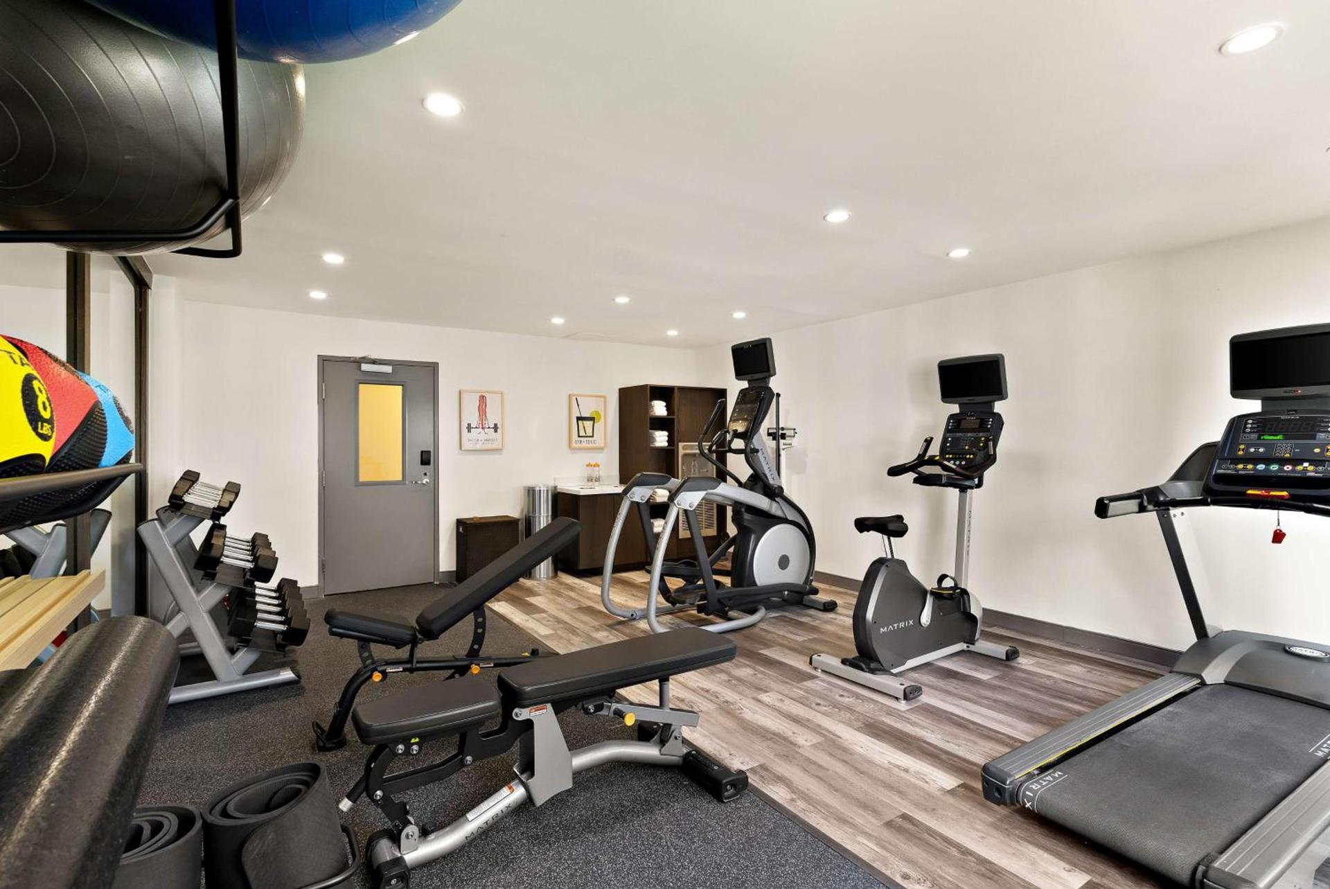 Sonesta ES Suites Denver South Park Meadows photo 40