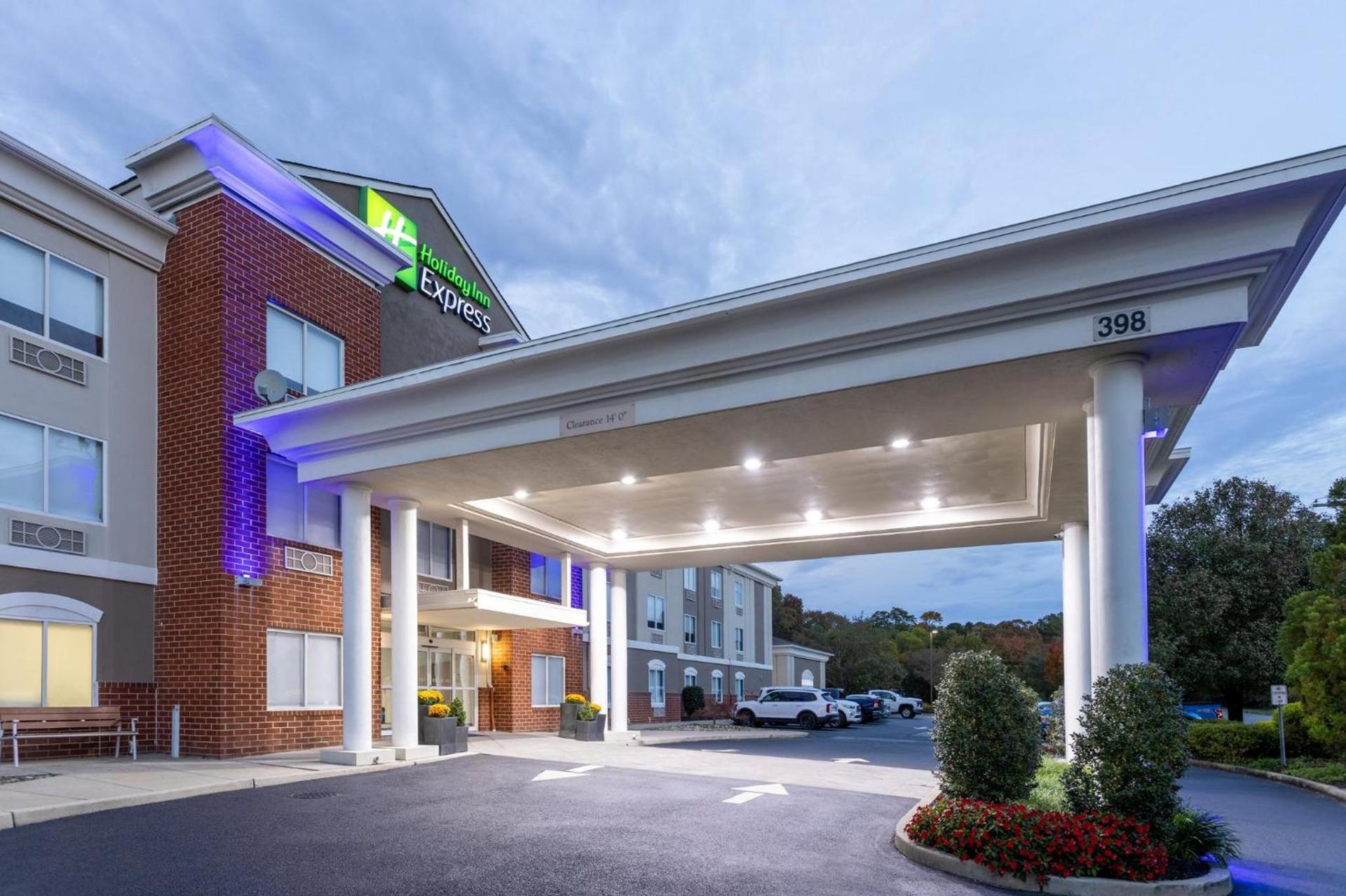Holiday Inn Express Hotel & Suites Vineland Millville by IHG — hotel in Vineland