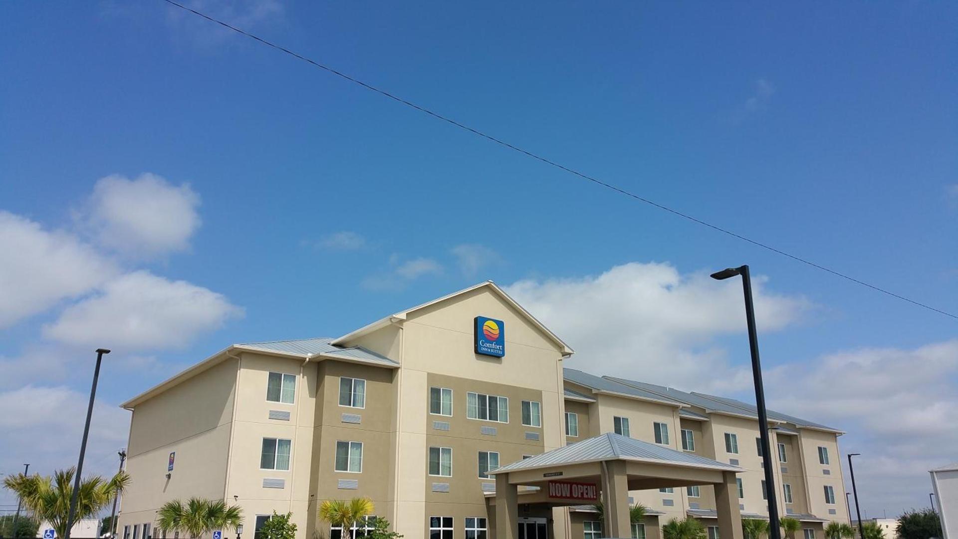 Comfort Inn & Suites Lakeside photo 26