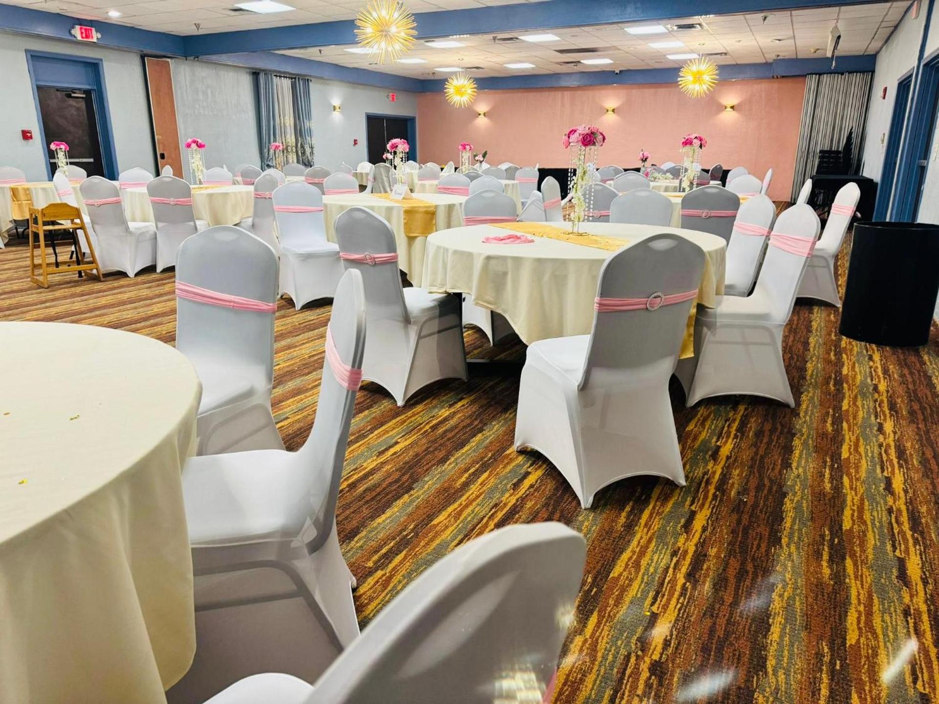 Albany Airport Inn photo 13