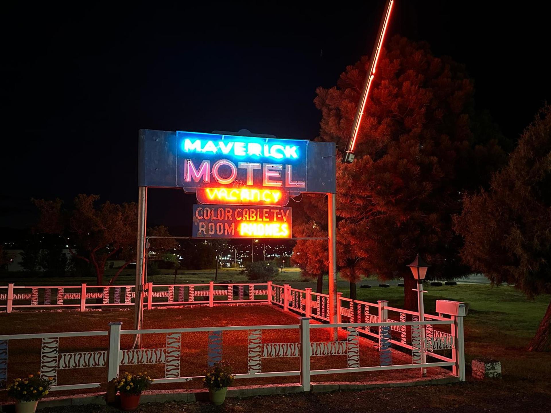 Maverick Motel photo 8