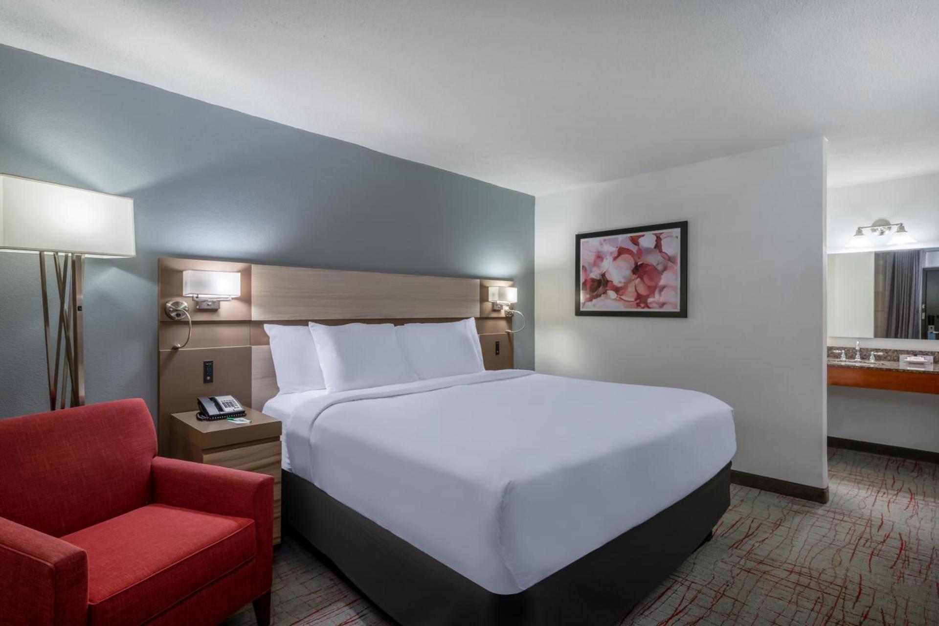 Wyndham Garden Columbia-Ft Jackson photo 54