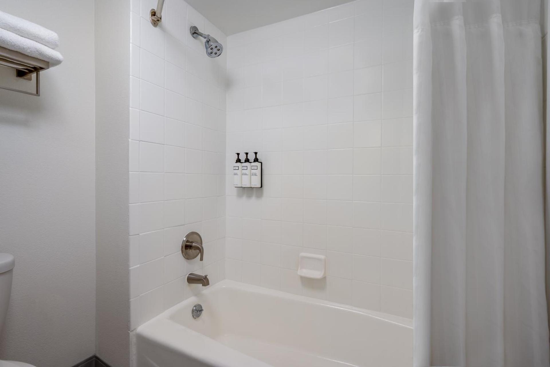 Wyndham Garden Columbia-Ft Jackson photo 55
