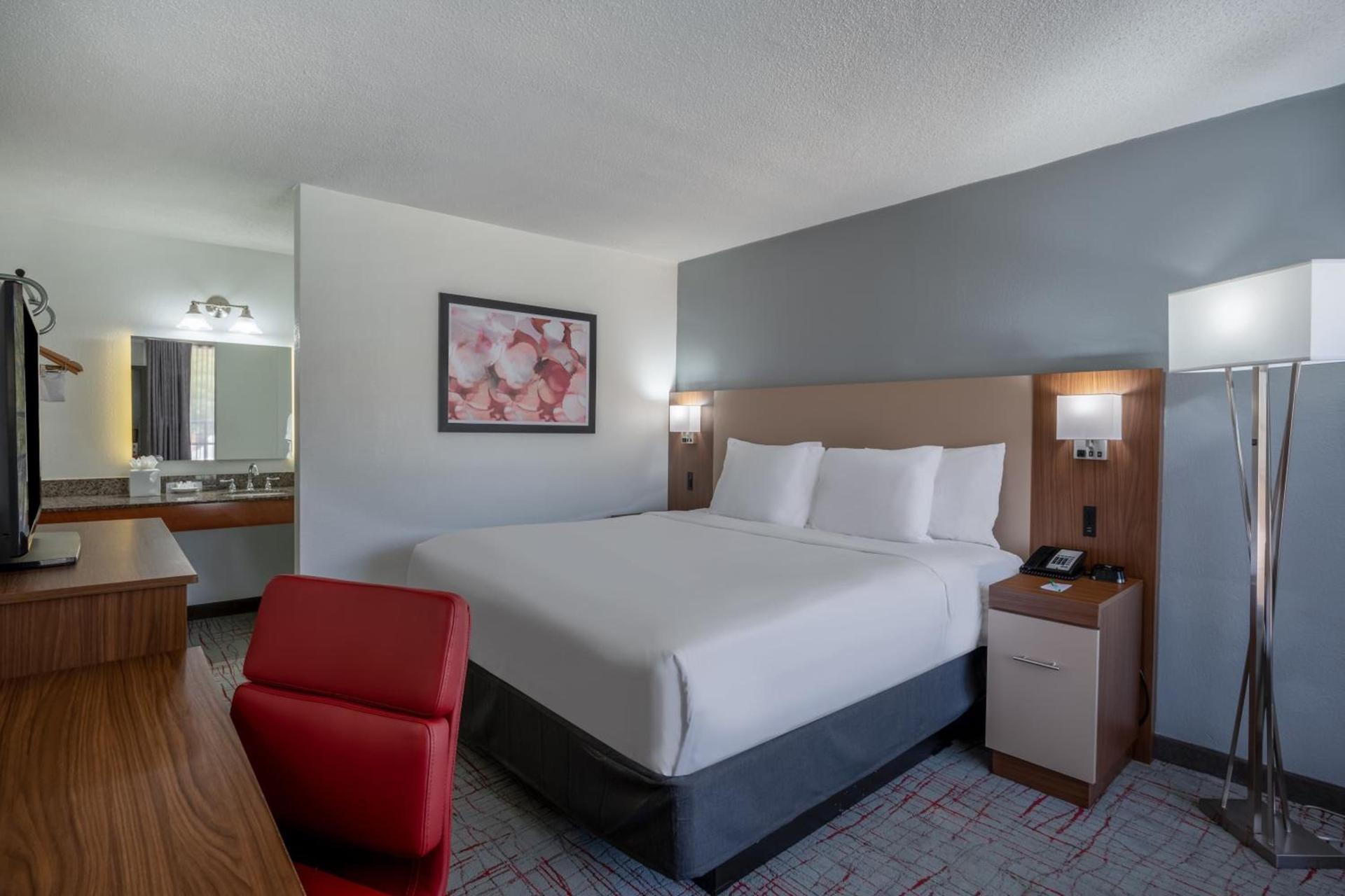 Wyndham Garden Columbia-Ft Jackson photo 56
