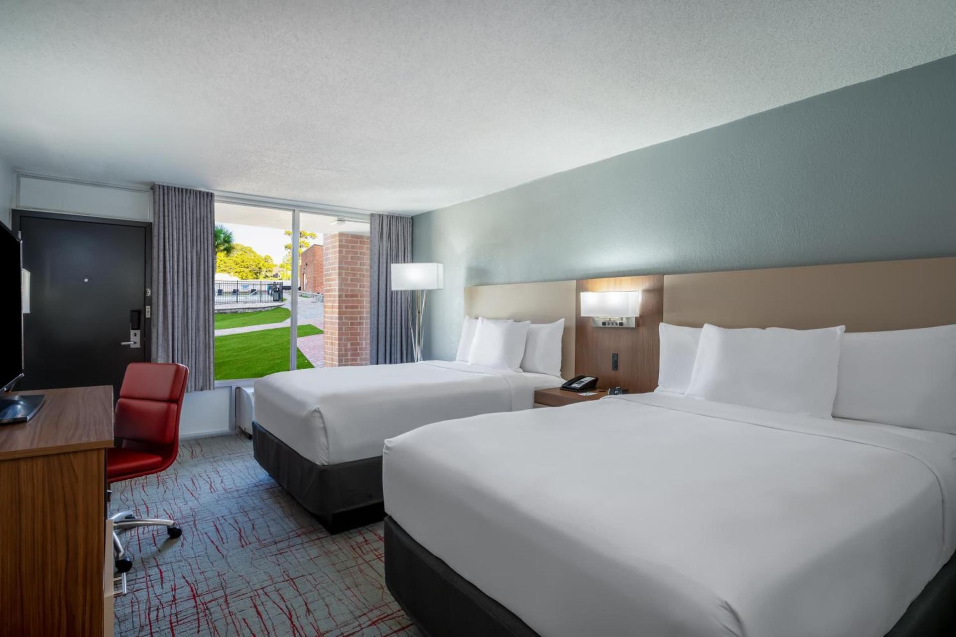 Wyndham Garden Columbia-Ft Jackson photo 59