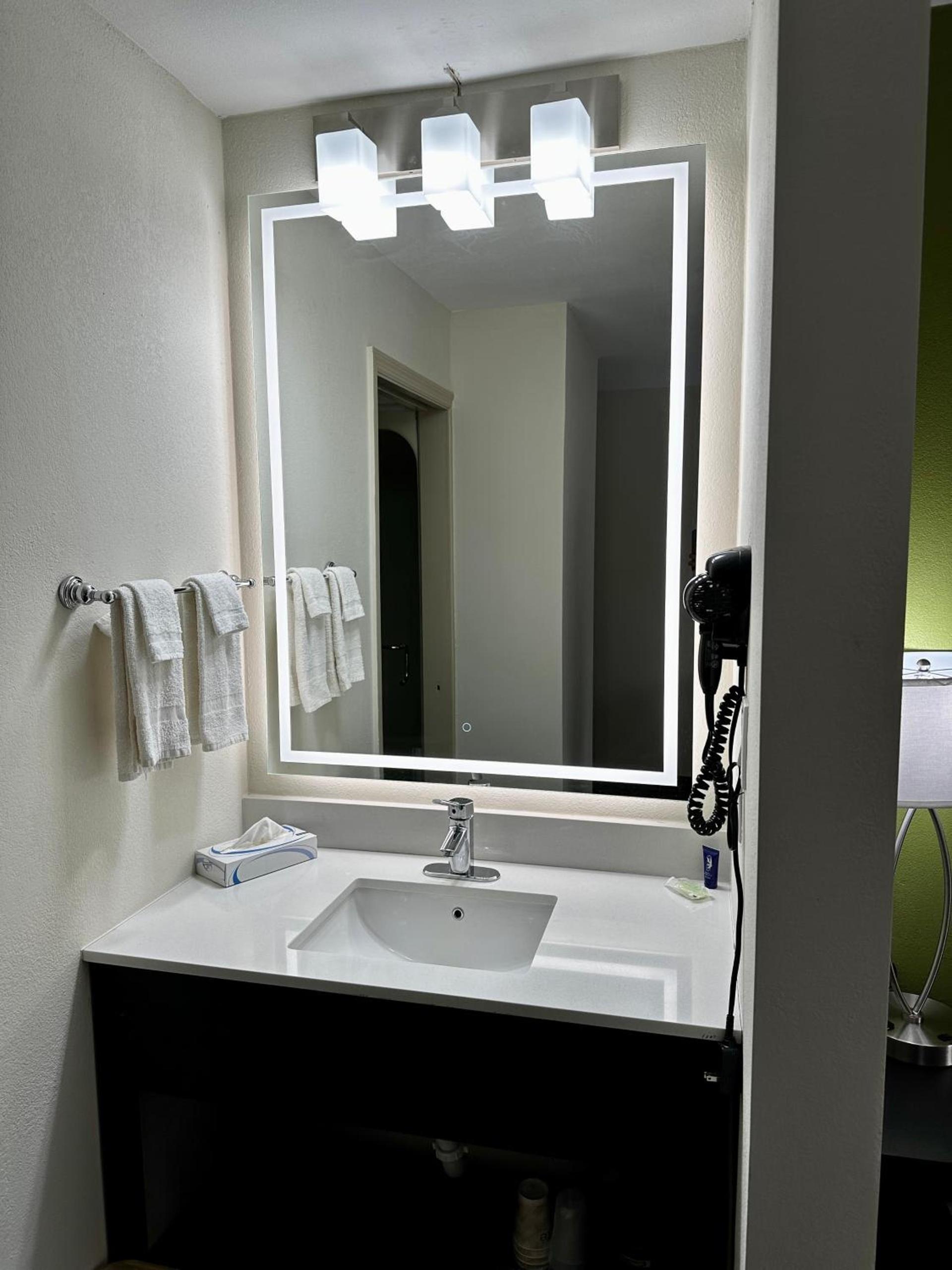 Sleep Inn Savannah Gateway I-95 photo 14