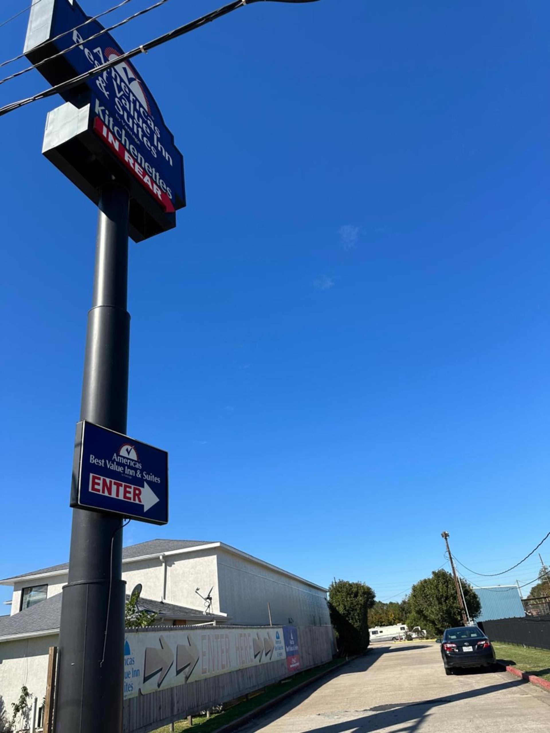 Americas Best Value Inn and Suites Groves photo 19
