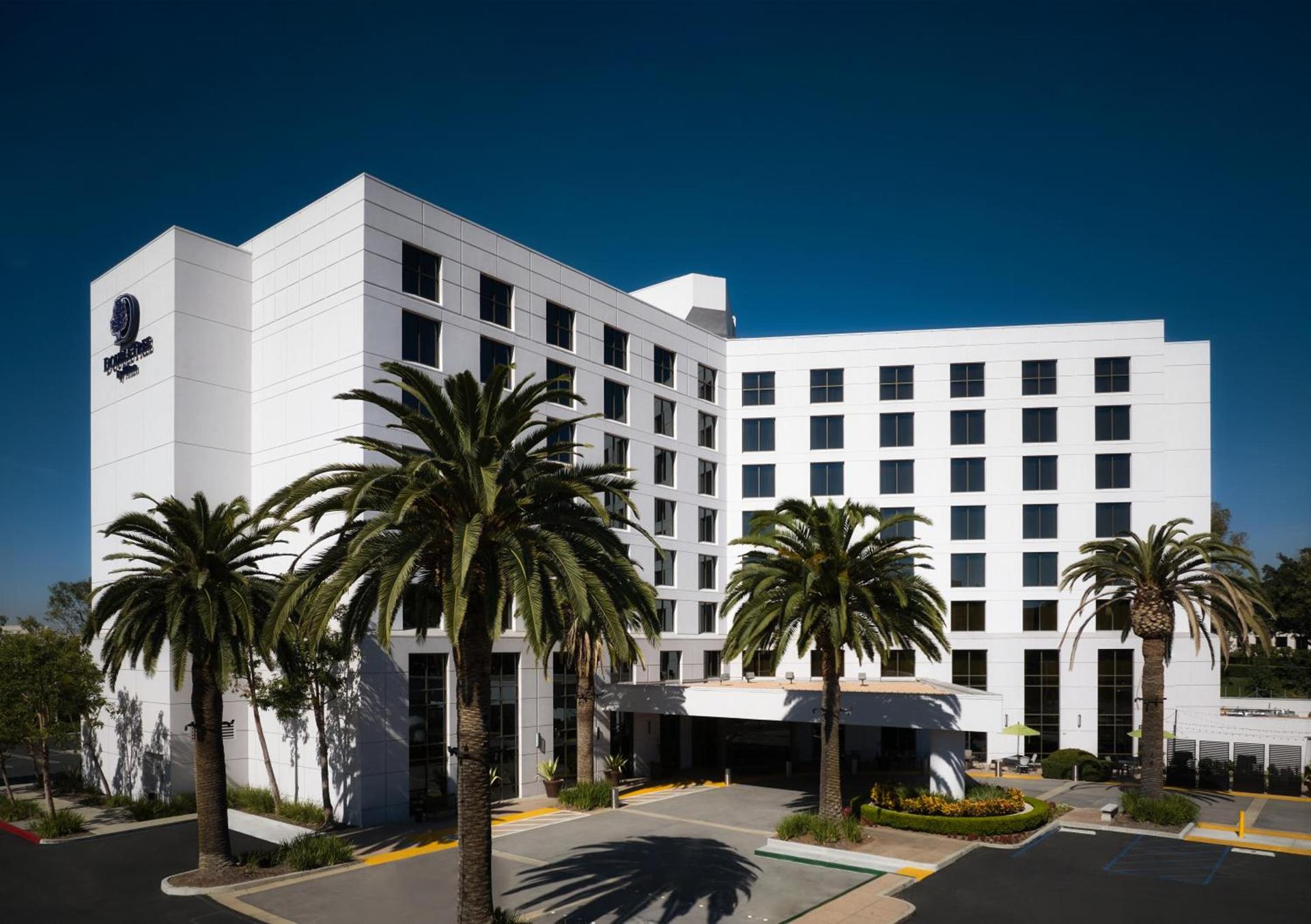 DoubleTree by Hilton Irvine Spectrum photo 59