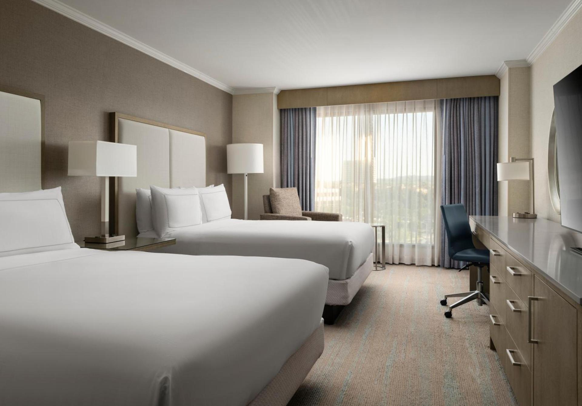 DoubleTree by Hilton Irvine Spectrum photo 62
