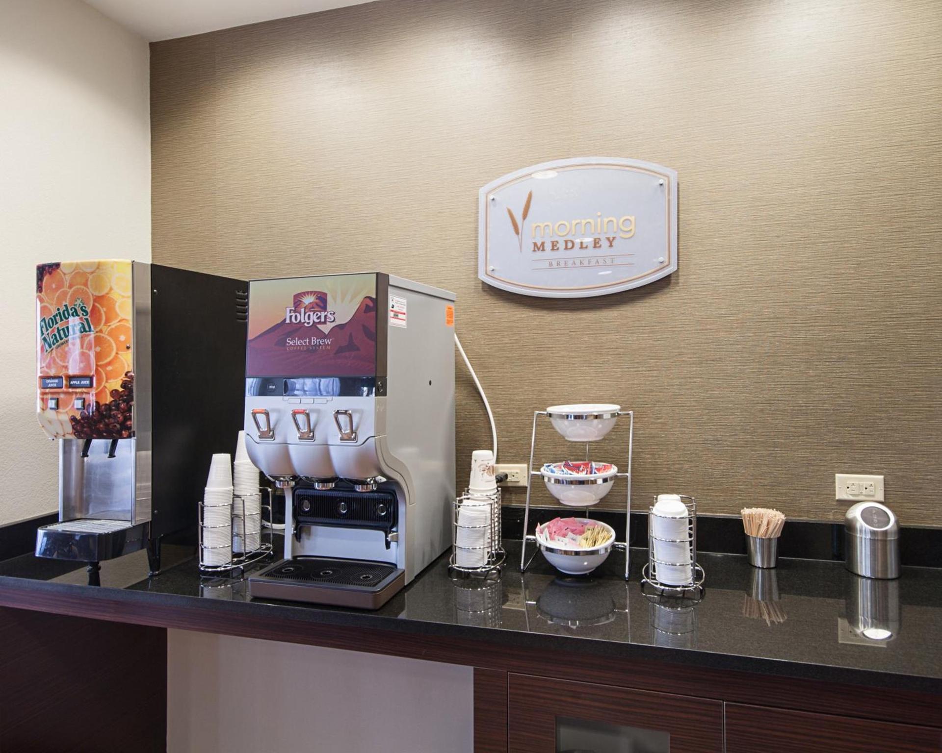 Sleep Inn & Suites Carlsbad Caverns Area photo 55