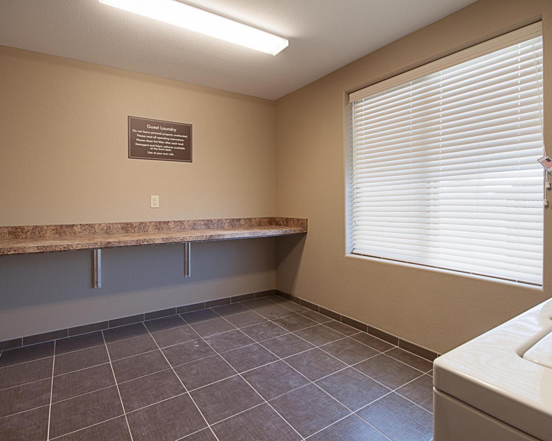 Sleep Inn & Suites Carlsbad Caverns Area photo 54