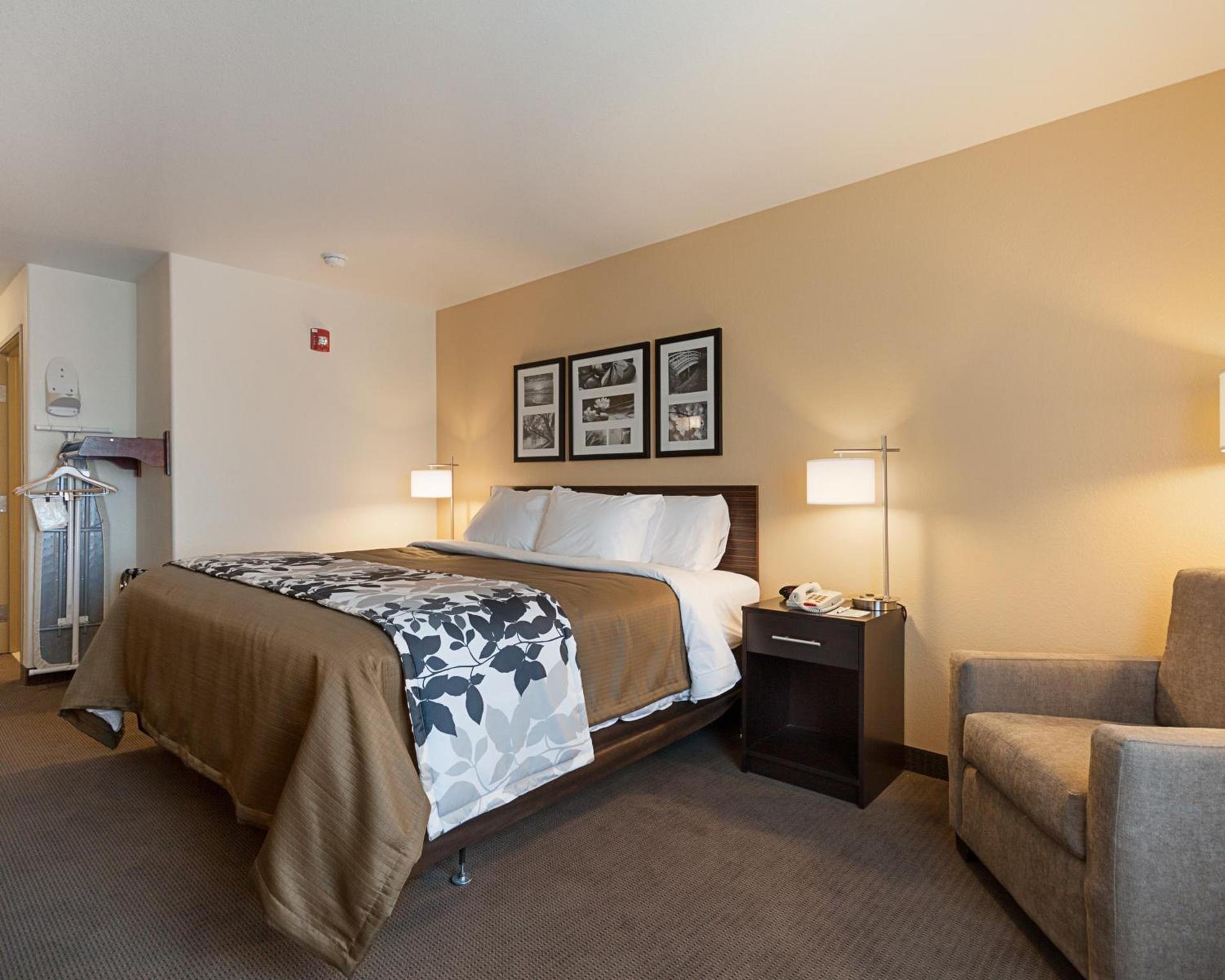 Sleep Inn & Suites Carlsbad Caverns Area photo 63