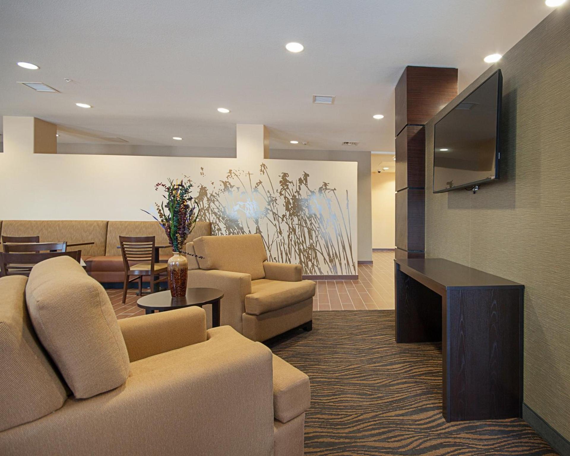 Sleep Inn & Suites Carlsbad Caverns Area photo 53