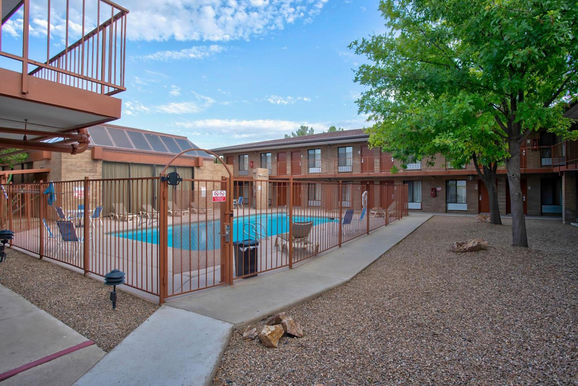 Studio 6 Suites Willcox AZ photo 35