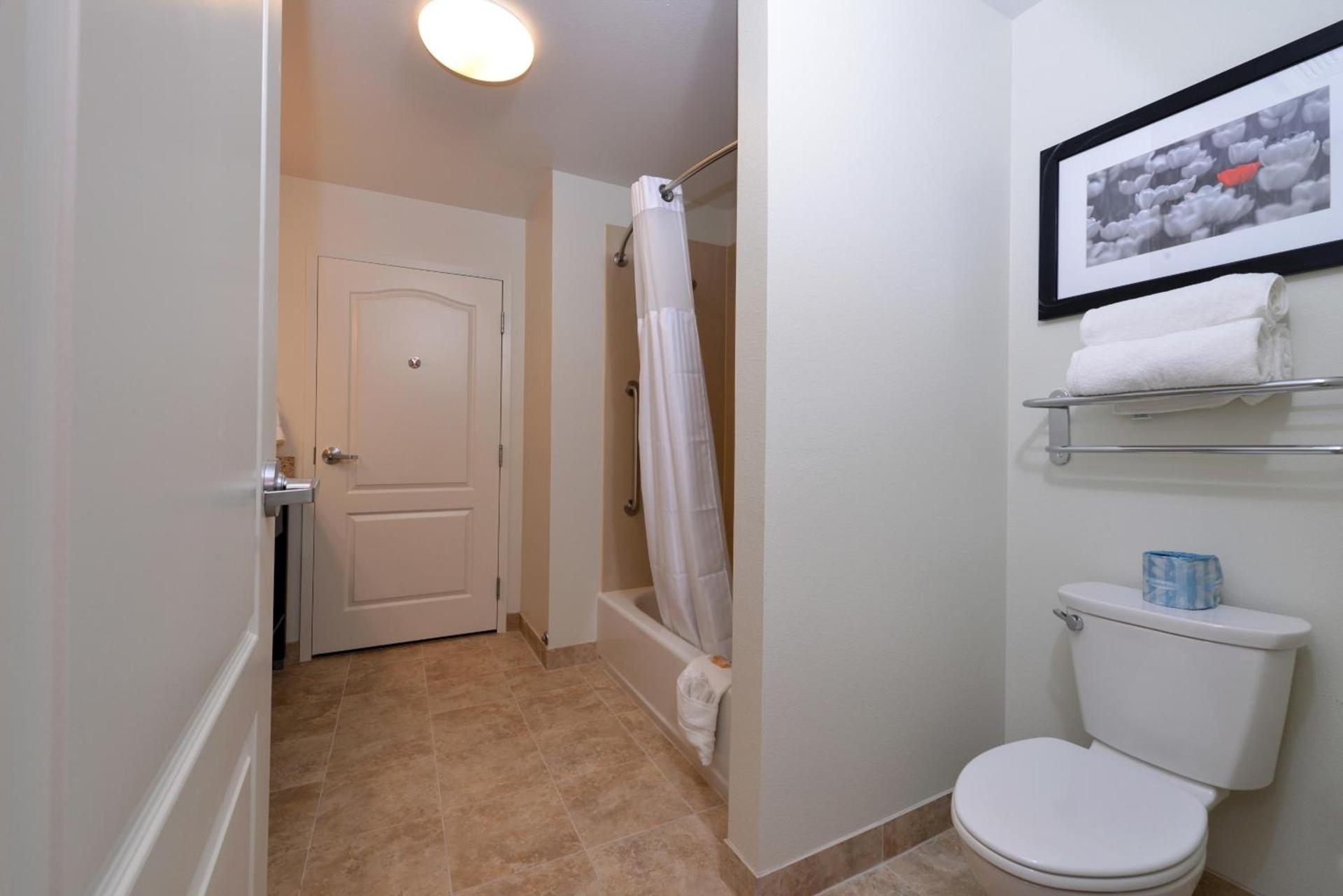 Holiday Inn Express & Suites - Effingham by IHG photo 32