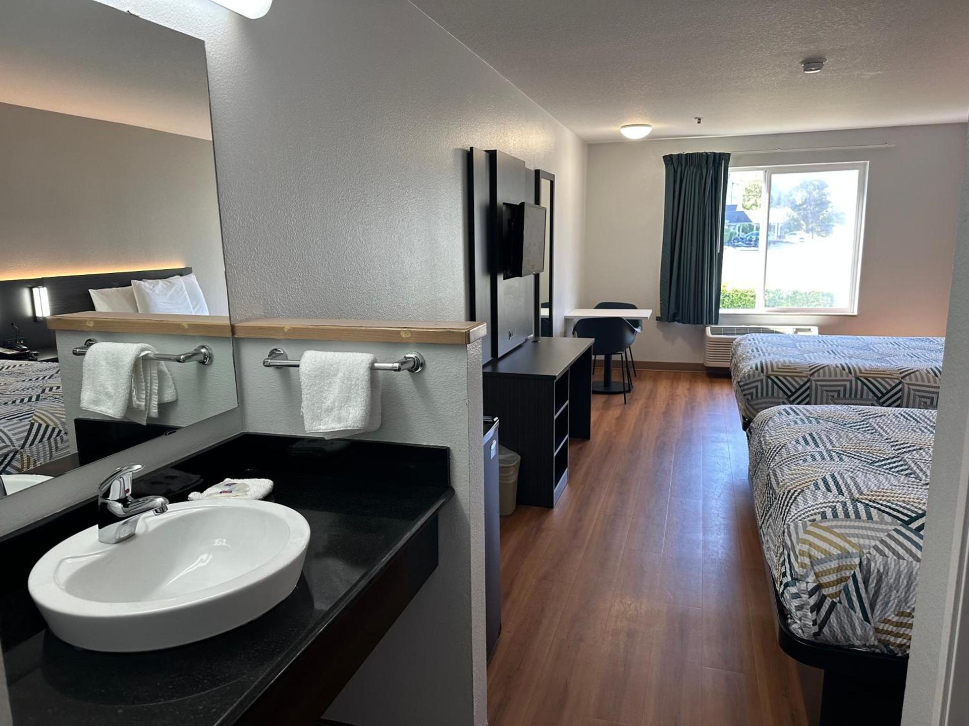 Motel 6-Seaside, OR photo 29