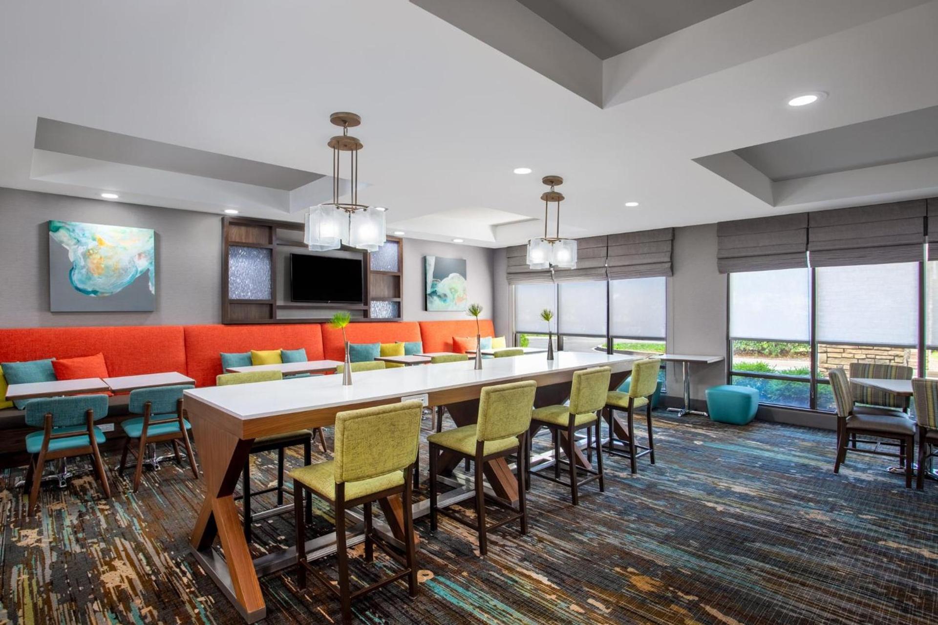 Holiday Inn Express & Suites Clinton by IHG photo 33