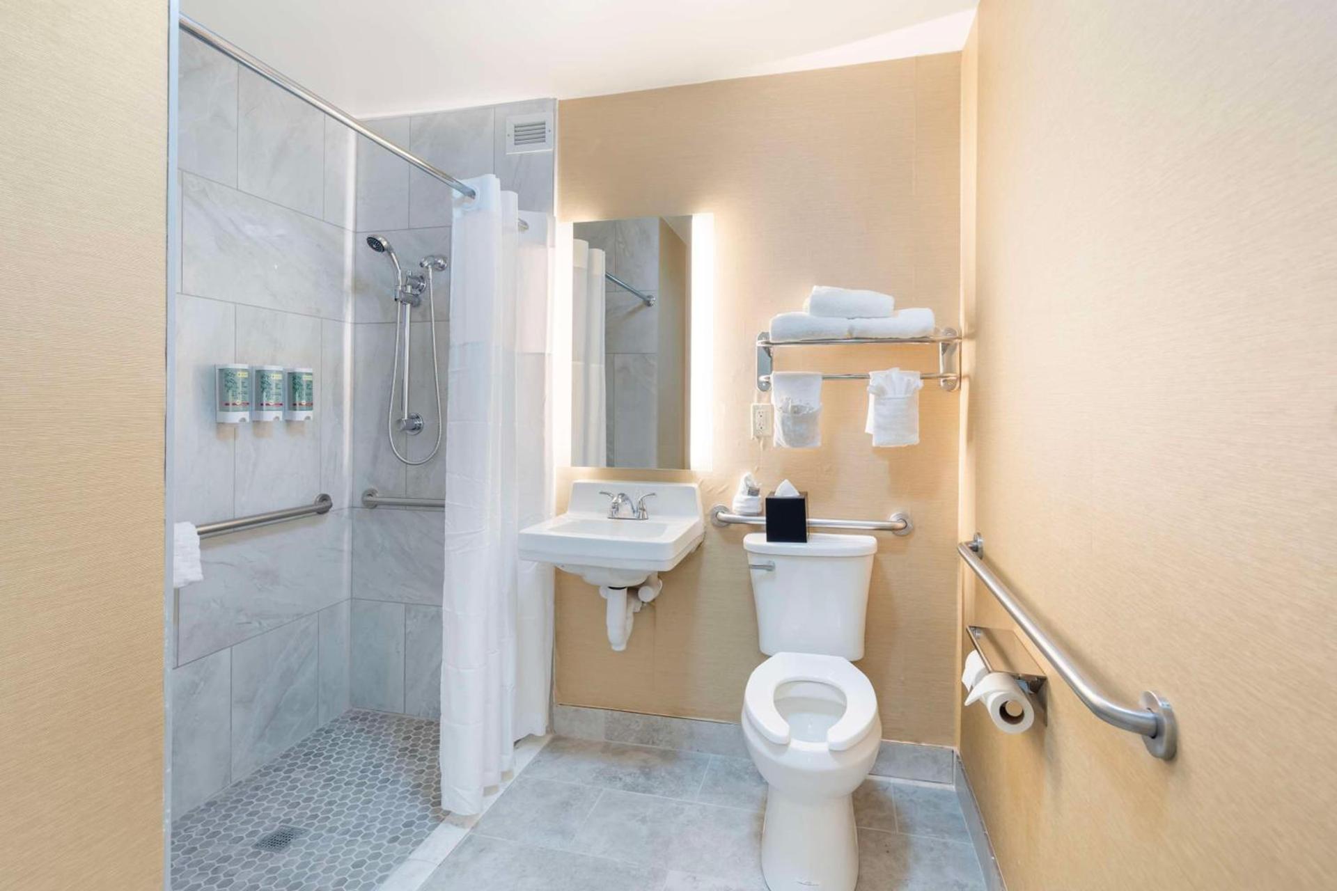 Best Western Glenview - Chicagoland Inn and Suites photo 16