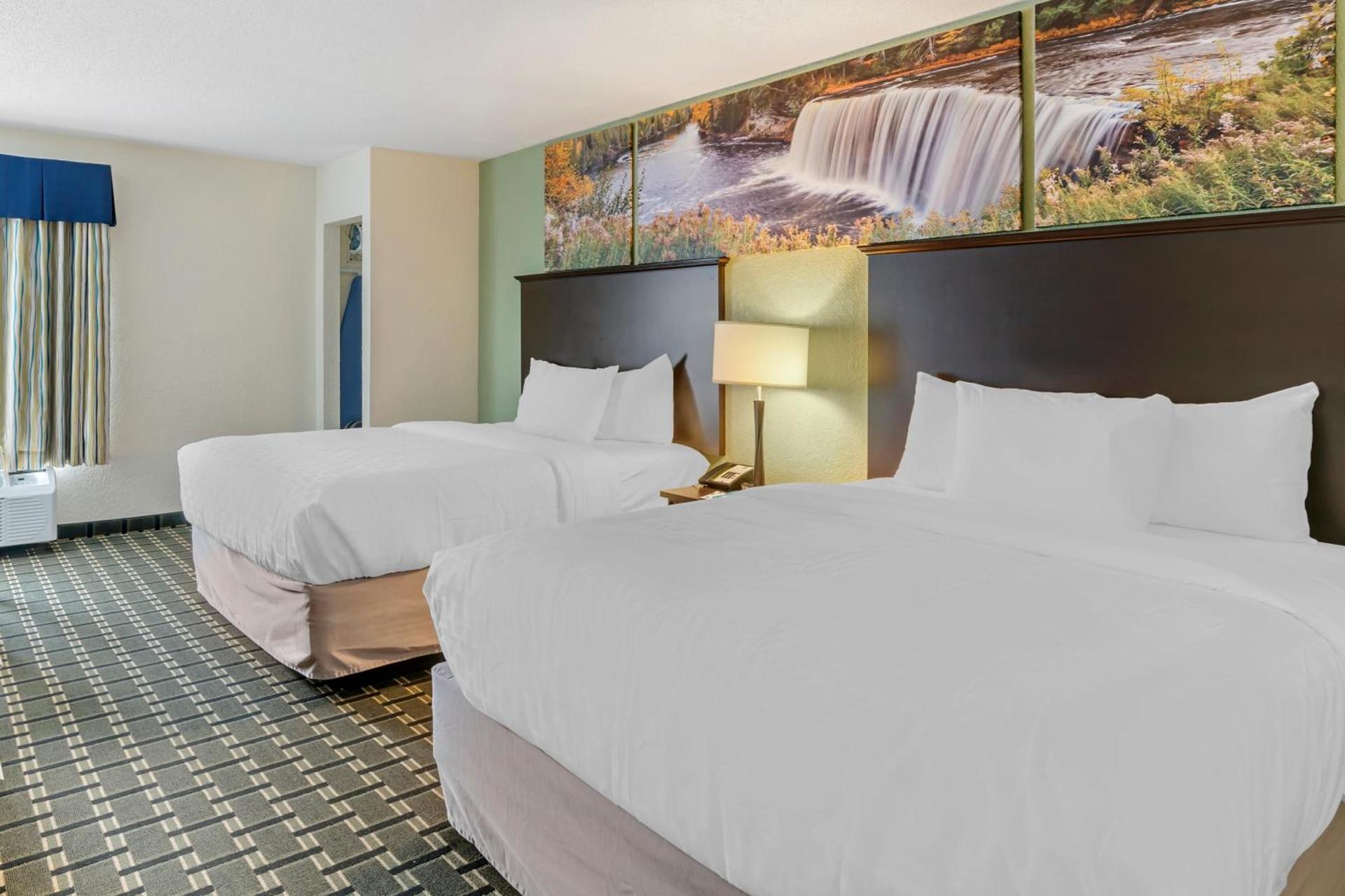 Clarion Pointe Jasper photo 35