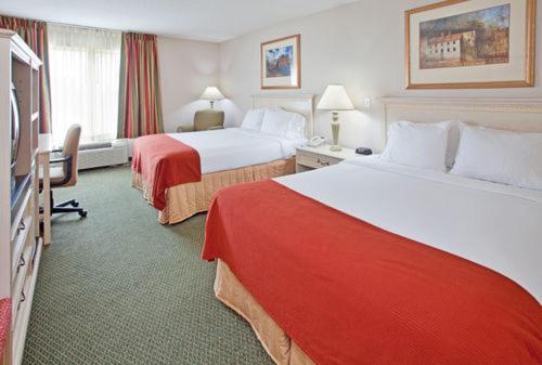 Holiday Inn Express Fremont by IHG photo 6