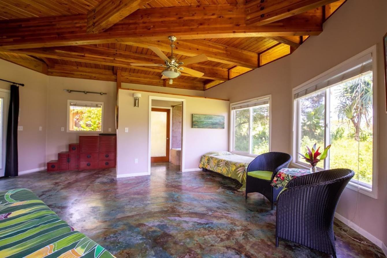Kalani Oceanside Retreat photo 30