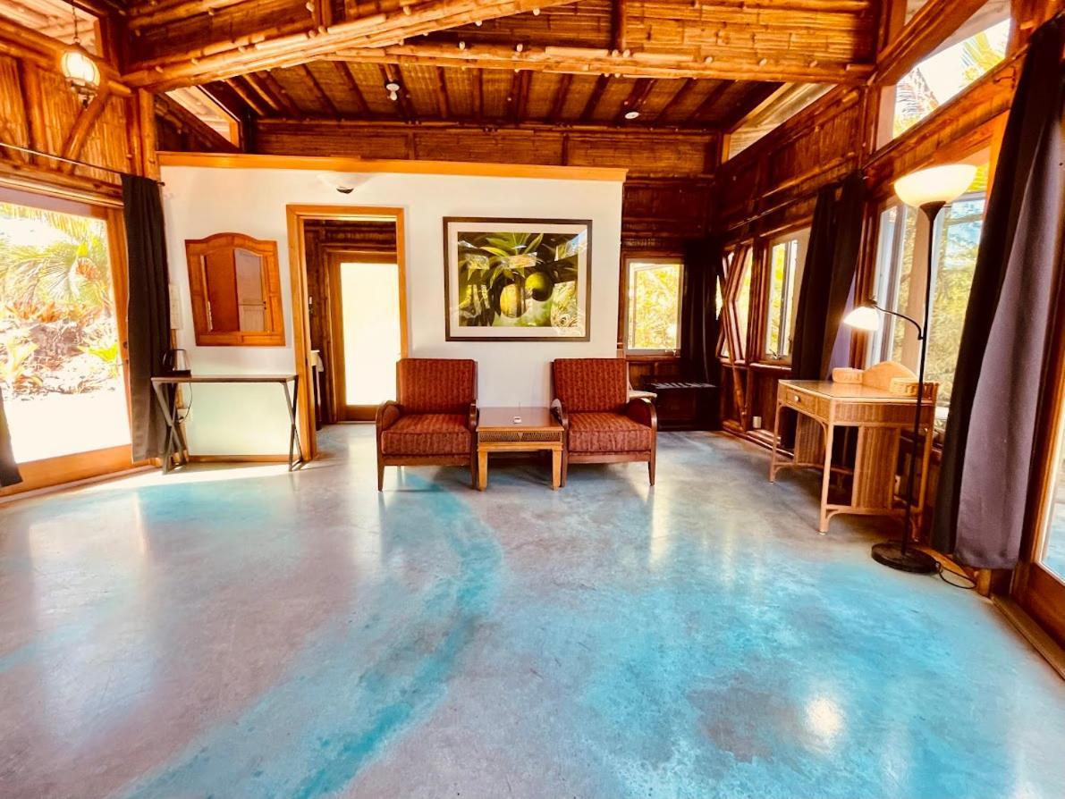 Kalani Oceanside Retreat photo 35